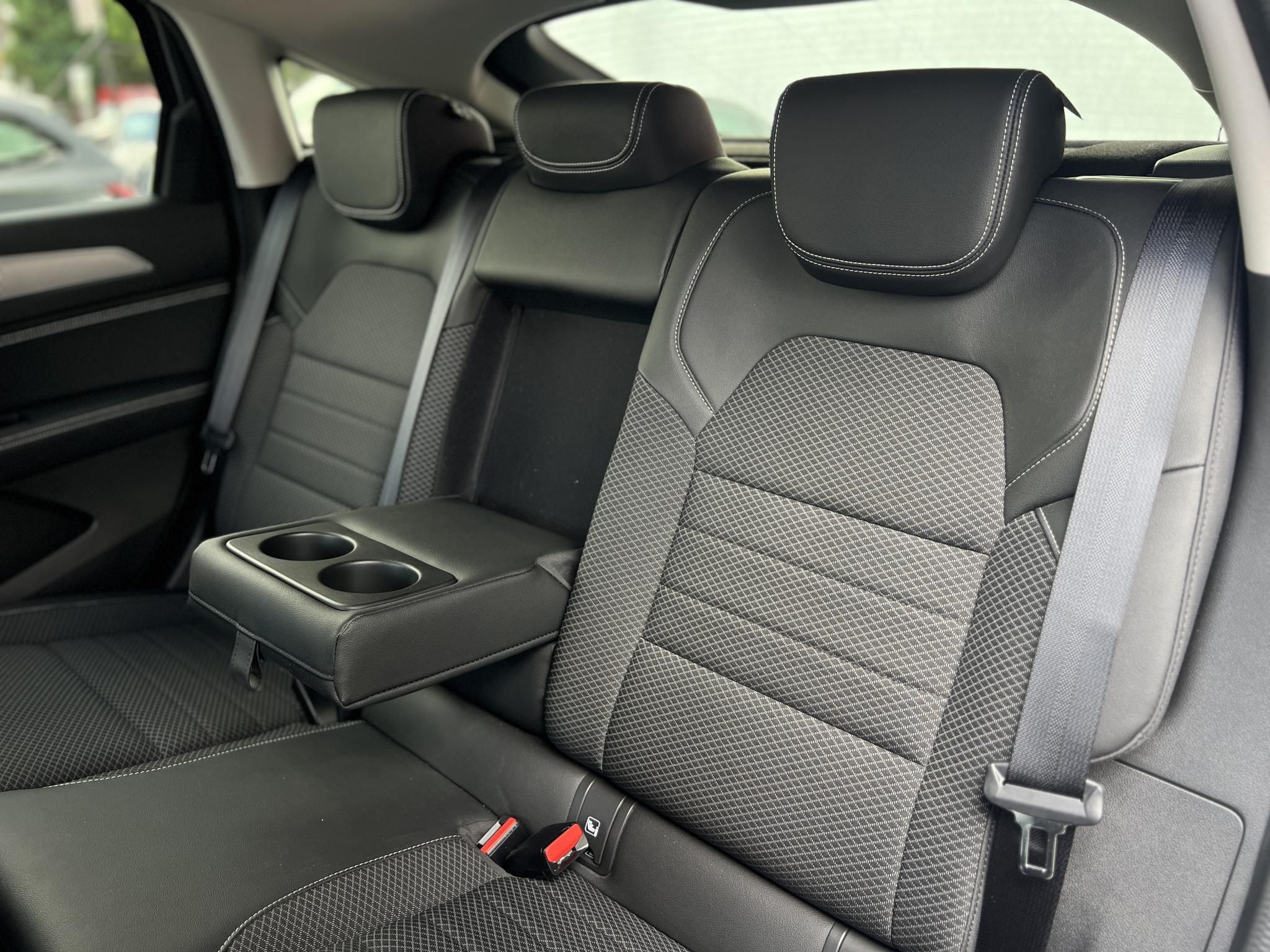 RENAULT ARKANA 1.6 E-Tech Hybrid Intens 80e km. LED fényszórók. CarPlay