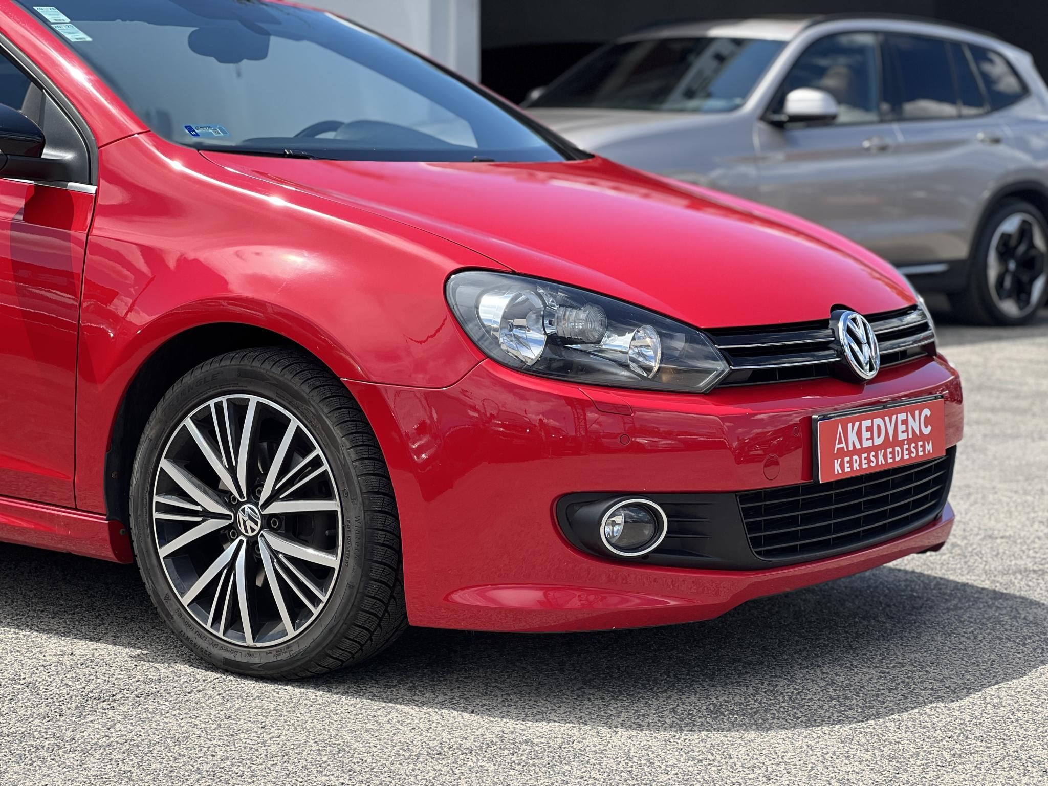VOLKSWAGEN GOLF VI 2.0 TDI Cabrio 108e km