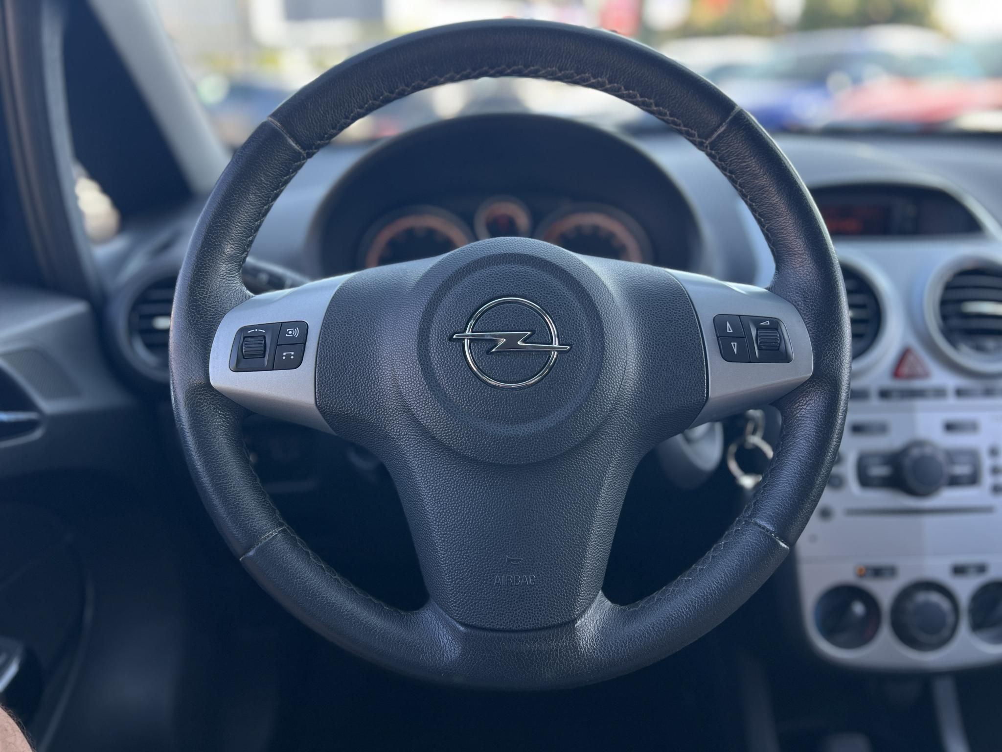 OPEL CORSA D 1.4 Selection Ülés- és Kormányfűtés. klíma