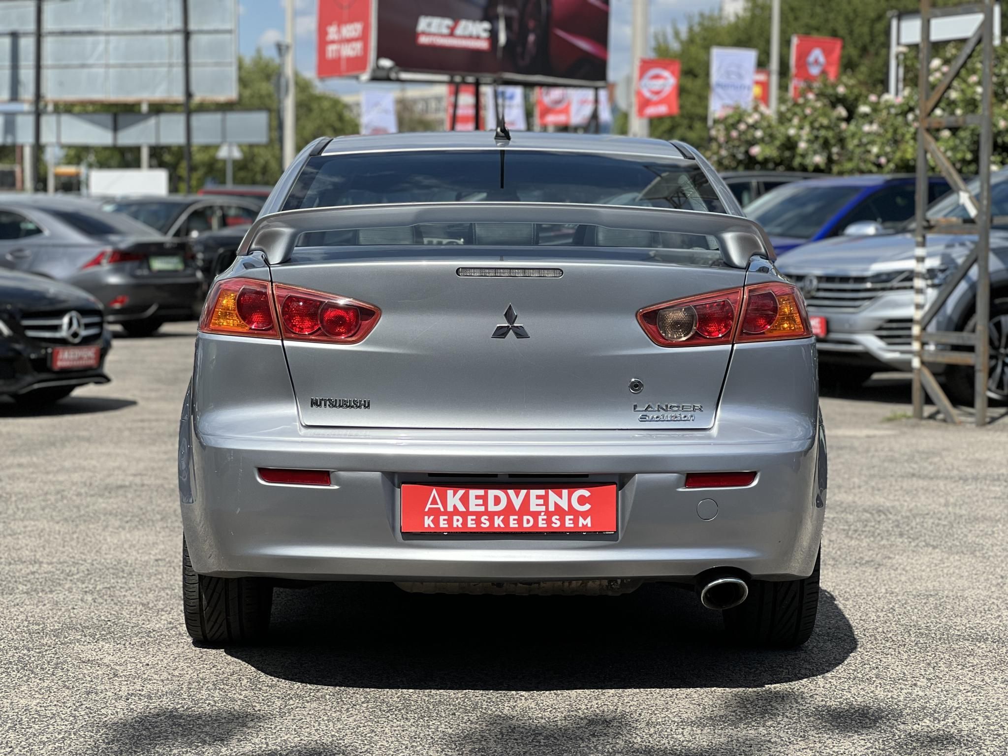 MITSUBISHI LANCER 2.0 DI-D Intense Rockford Fosgate hifi. ülésfűtés. bőrbelső. keyless. 18-as alufelnik!