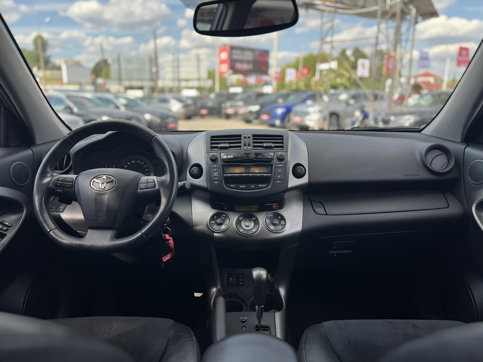 TOYOTA RAV 4 Rav4 2.0 Executive CVT 103e km! 4x4. bőrbelső. külső pótkeréktartó! :)