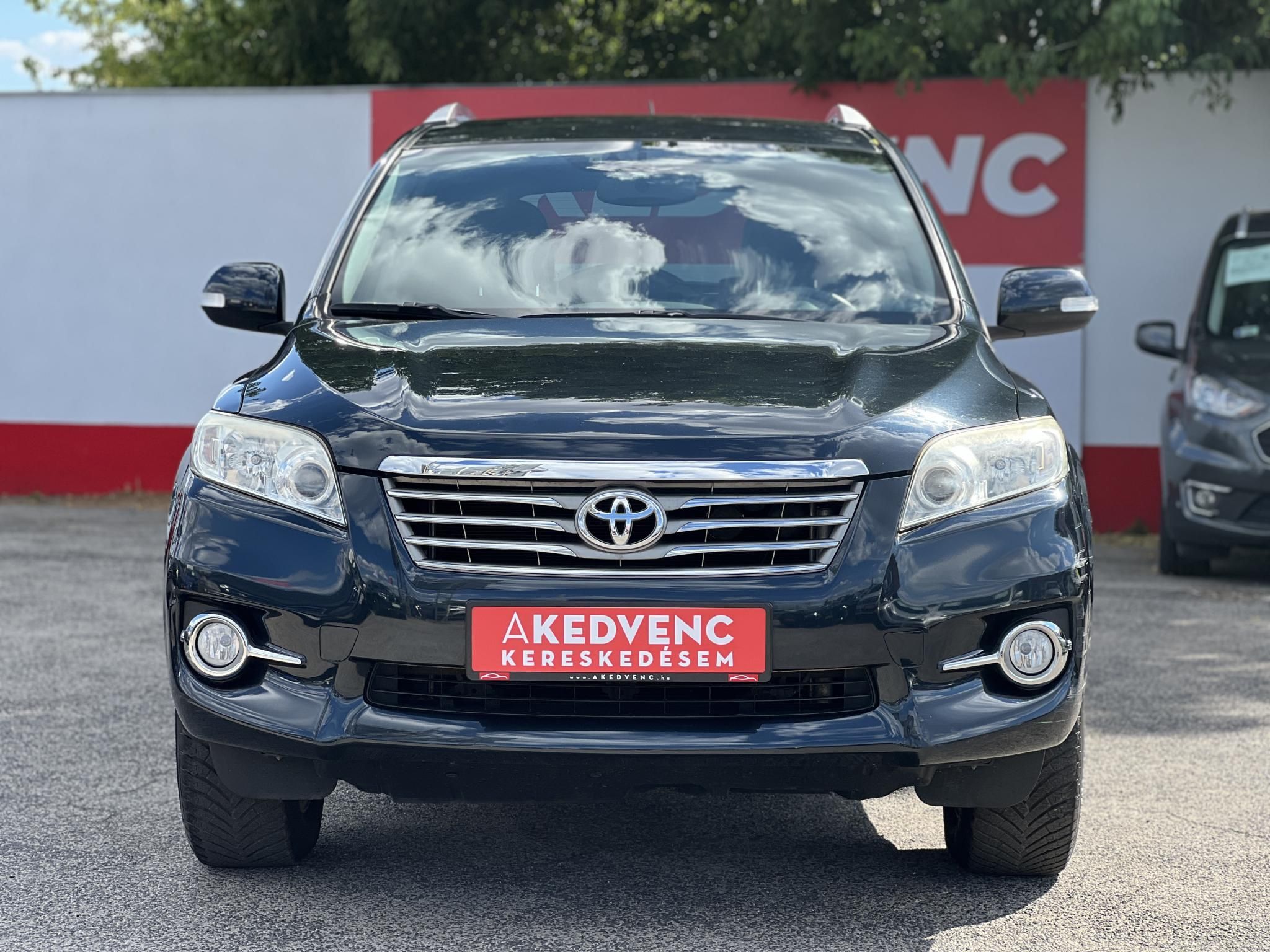 TOYOTA RAV 4 Rav4 2.0 Executive CVT 103e km! 4x4. bőrbelső. külső pótkeréktartó! :)