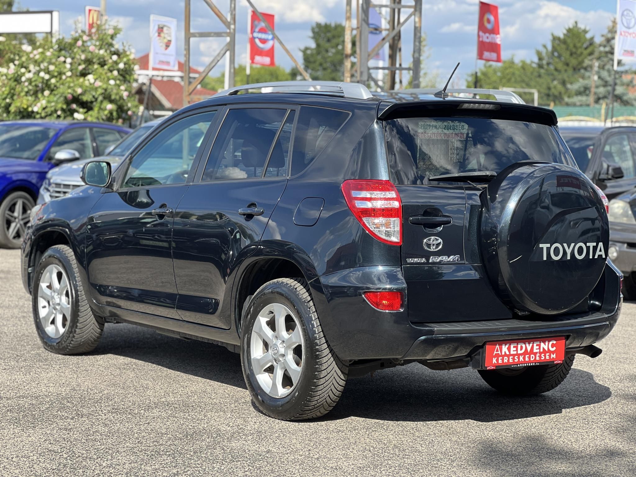 TOYOTA RAV 4 Rav4 2.0 Executive CVT 103e km! 4x4. bőrbelső. külső pótkeréktartó! :)