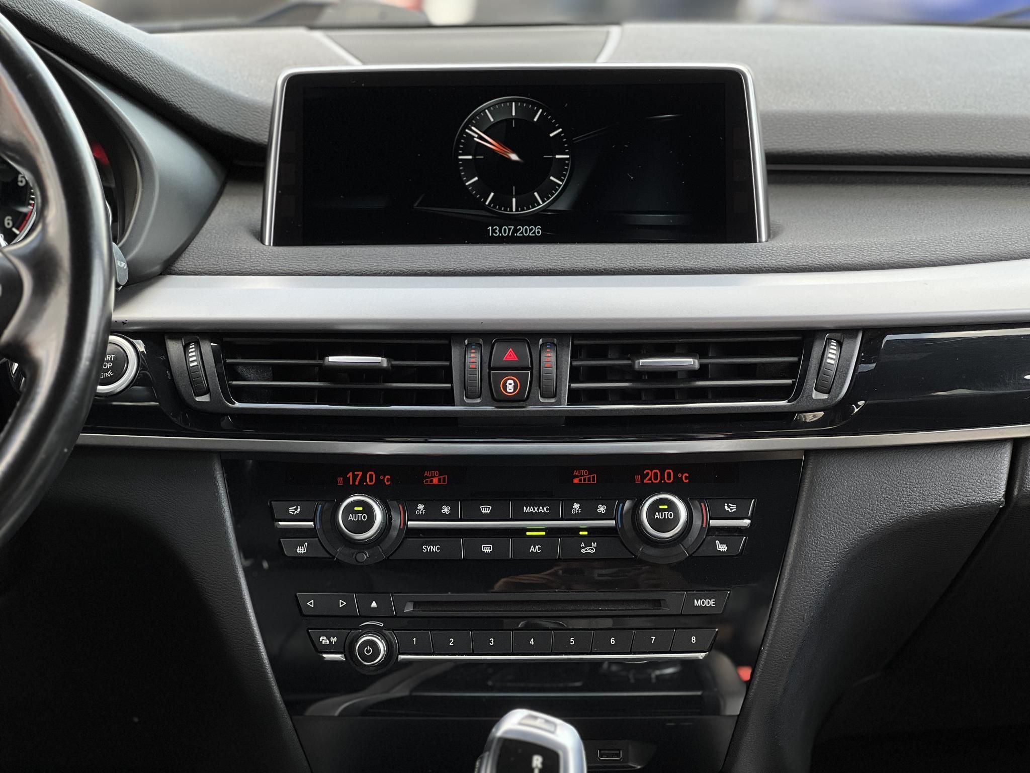 BMW X5 xDrive30d (Automata) Állófűtés Sérülésmentes Márkaszervizelt!
