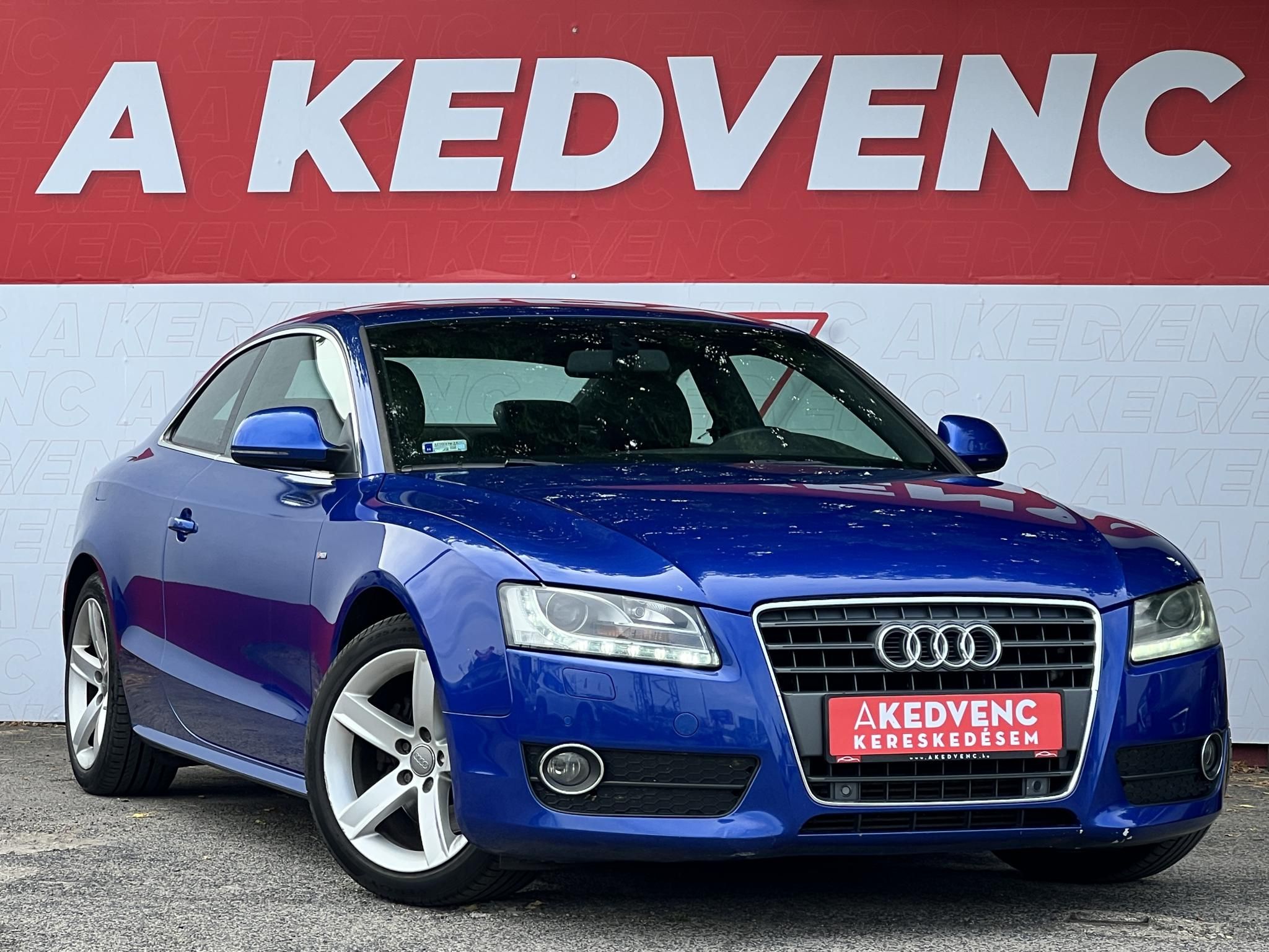 AUDI A5 Coupé 2.0 T FSi S-line 163e km. sérülésmentes. téli-nyári gumi. dokumentált előélet!