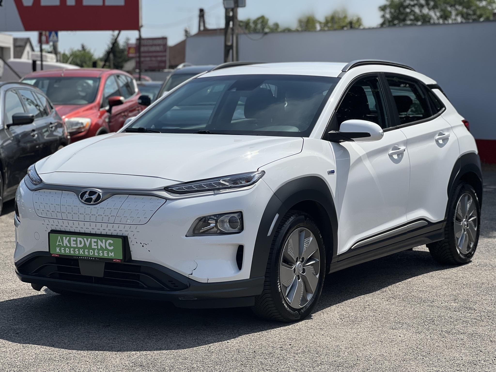 HYUNDAI KONA EV 64kWh Comfort 400+km hatótáv