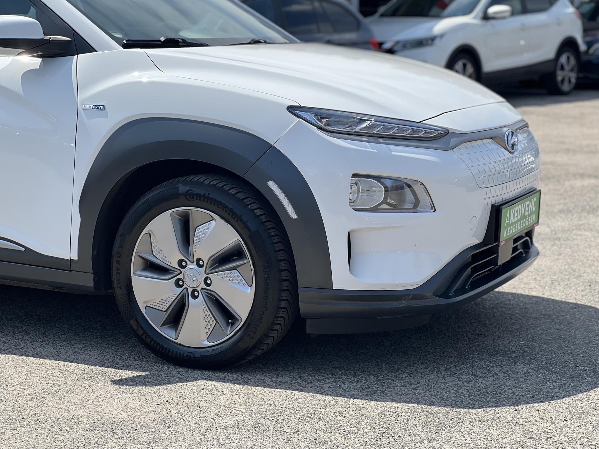 HYUNDAI KONA EV 64kWh Comfort 400+km hatótáv
