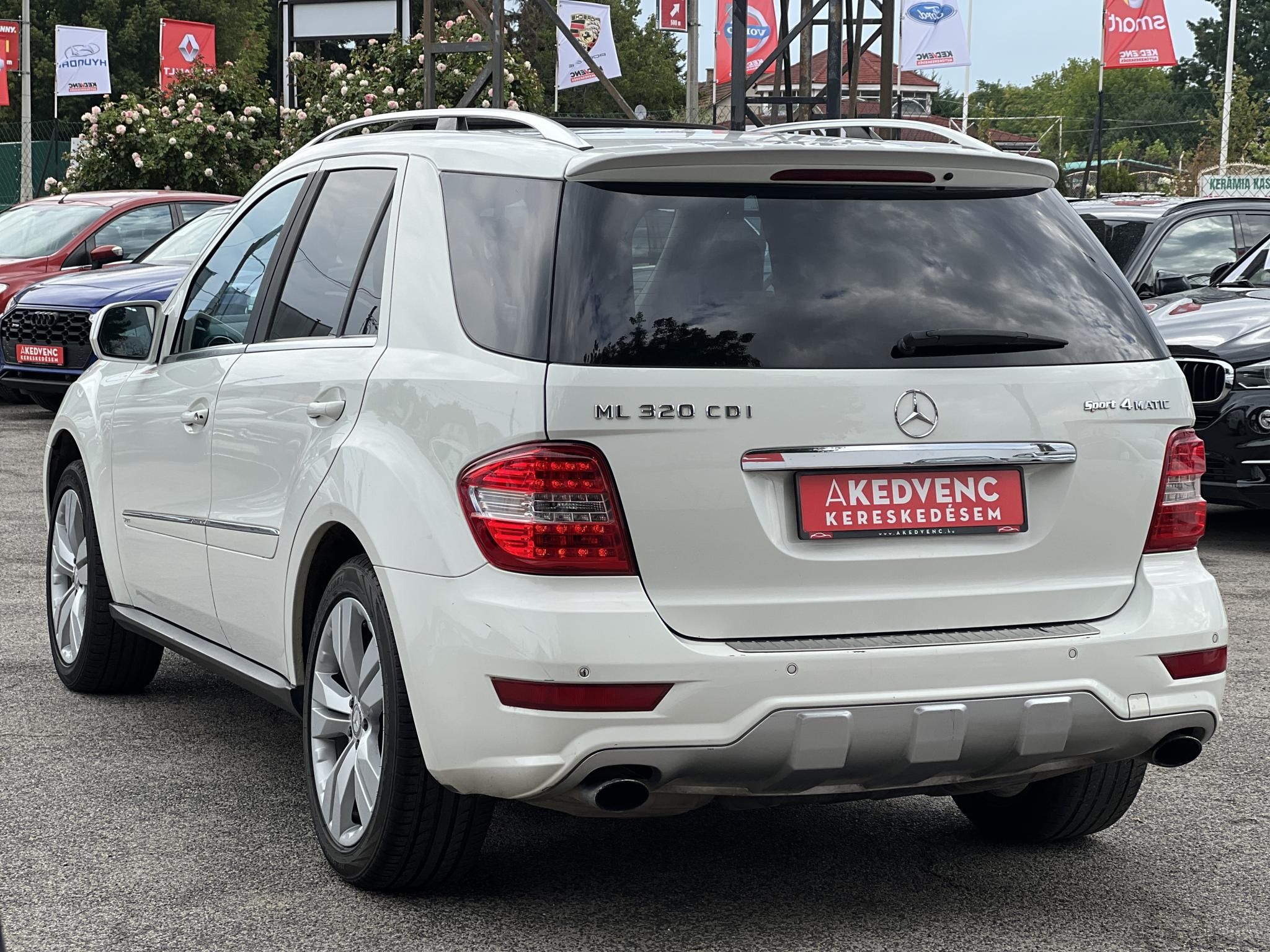 MERCEDES-BENZ ML 320 CDI (Automata) harman/kardon. légrugó. napfénytető. hátsó TV. alcantara belső!
