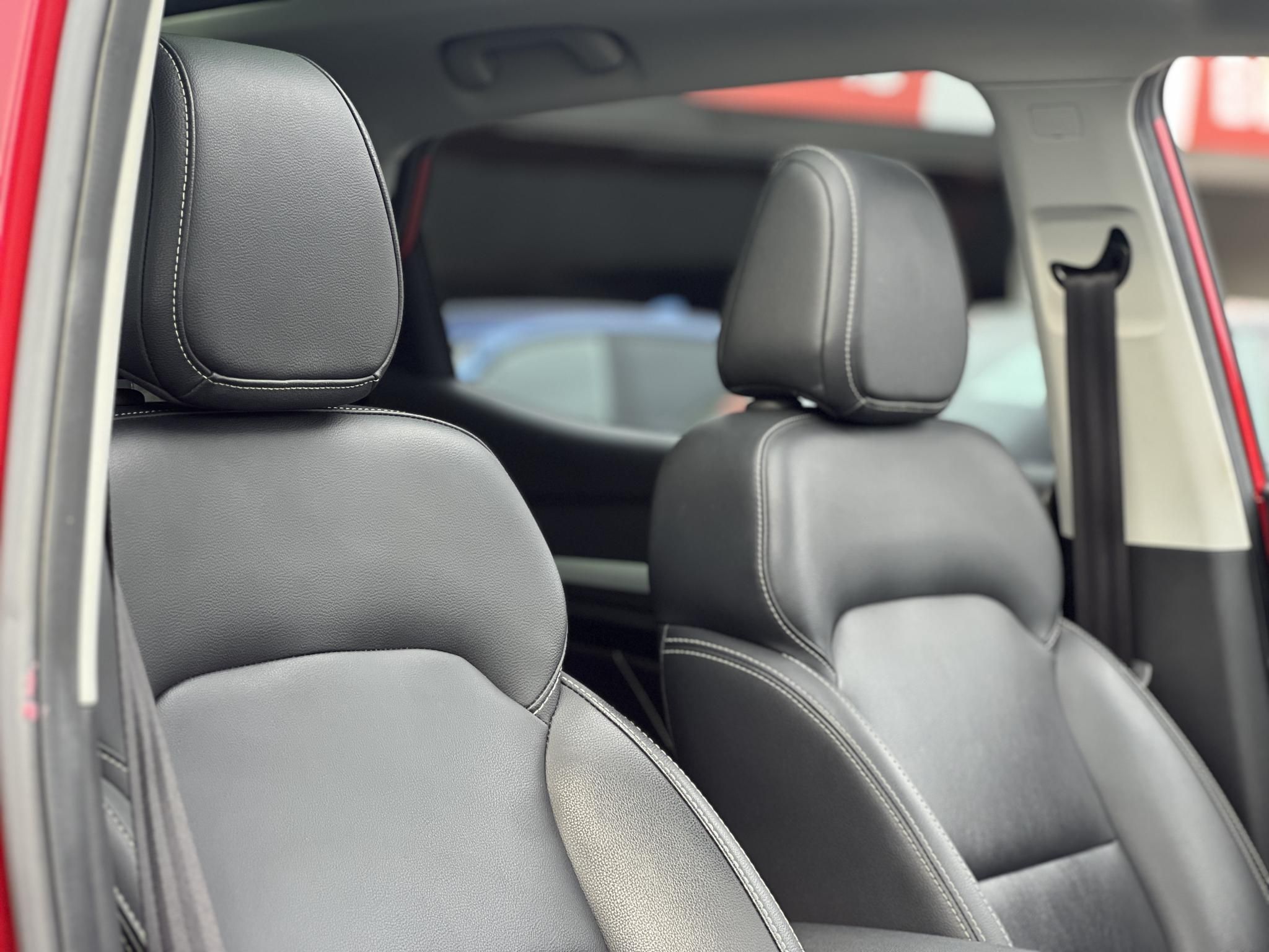 MG ZS EV Luxury. 68e km. végig vezetett márkaszerviz. Carplay. panorámatető