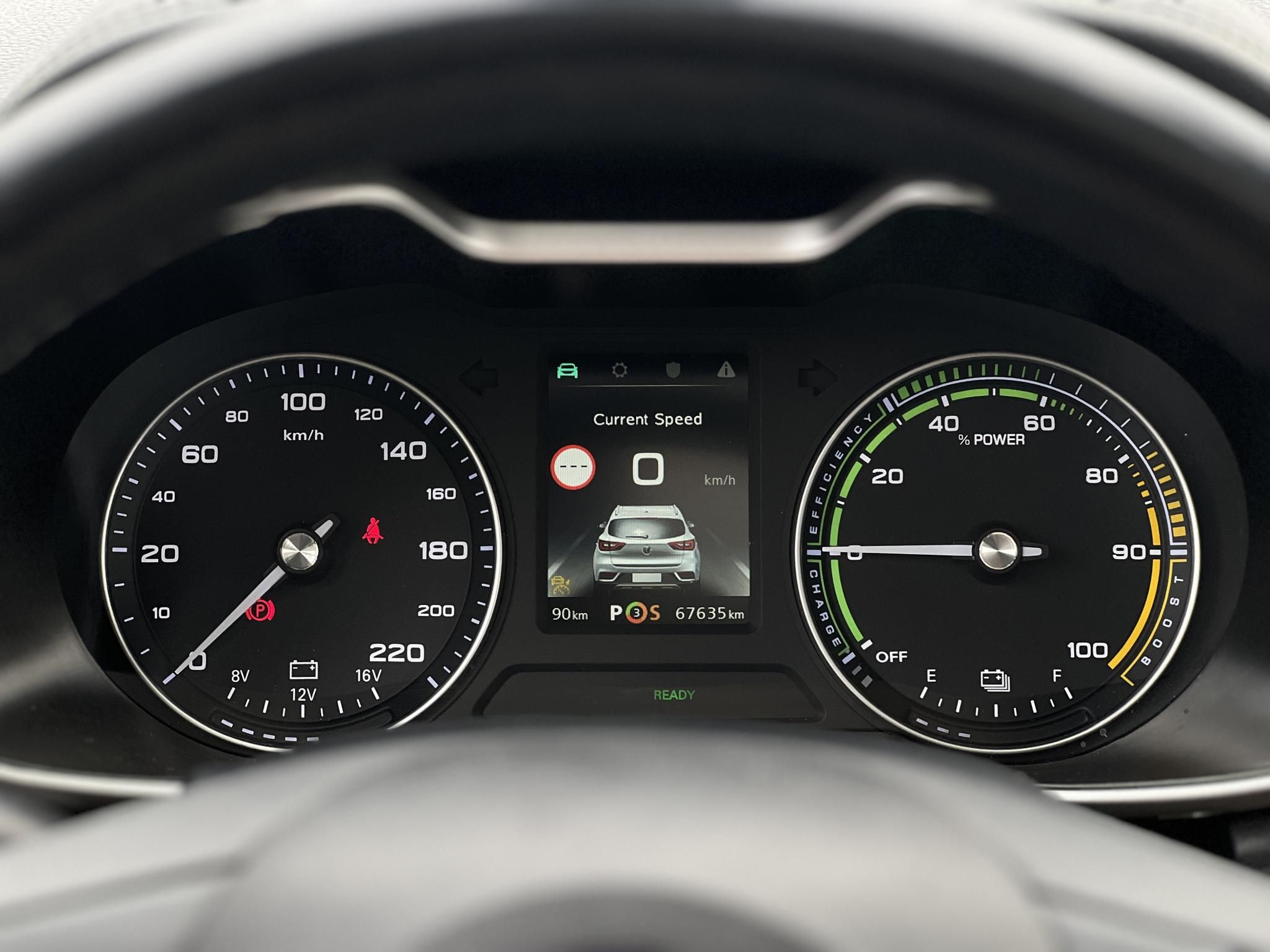 MG ZS EV Luxury. 68e km. végig vezetett márkaszerviz. Carplay. panorámatető