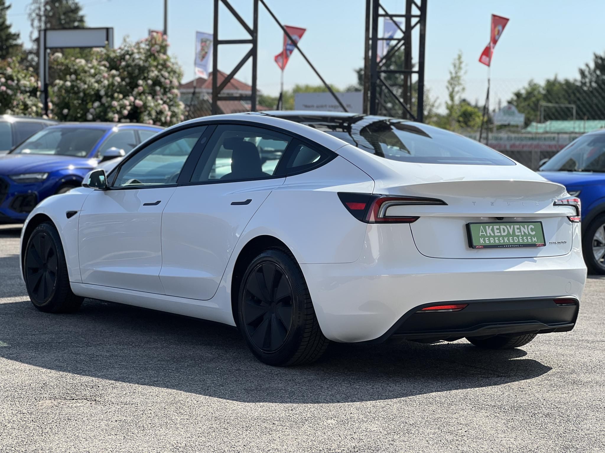 TESLA MODEL 3 Long Range AWD (Automata) HIGHLAND 67e km. AMD Ryzen. mátrix LED. ülésszellőztetés. 2032-ig garanciális!