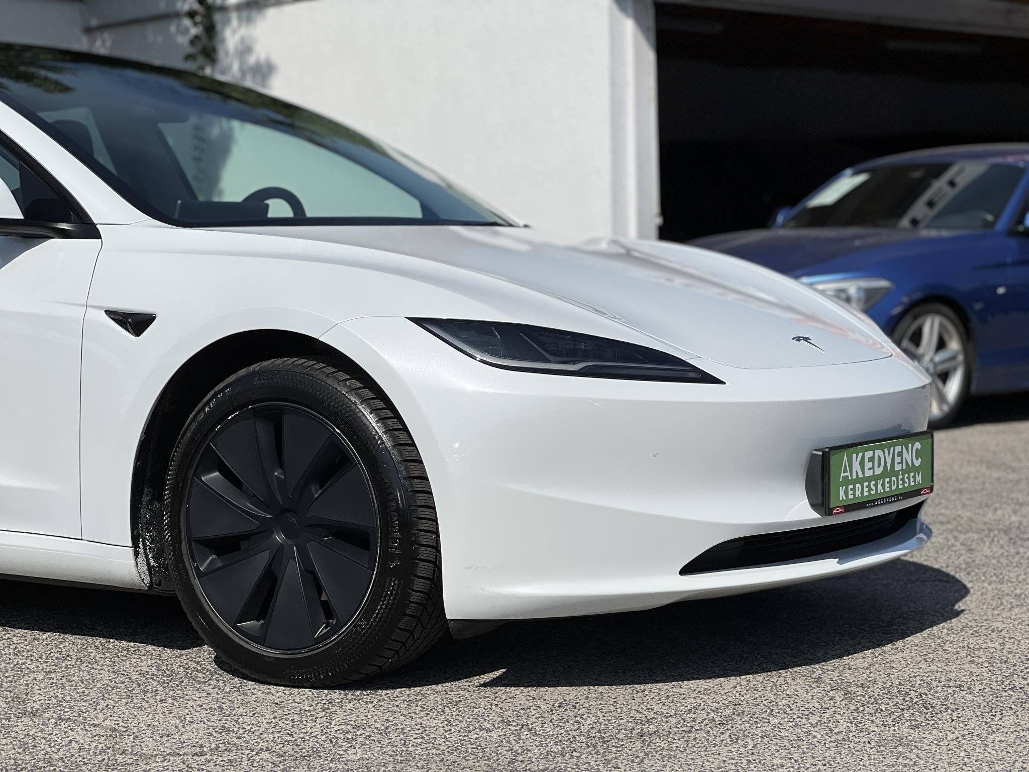 TESLA MODEL 3 Long Range AWD (Automata) HIGHLAND 67e km. AMD Ryzen. mátrix LED. ülésszellőztetés. 2032-ig garanciális!