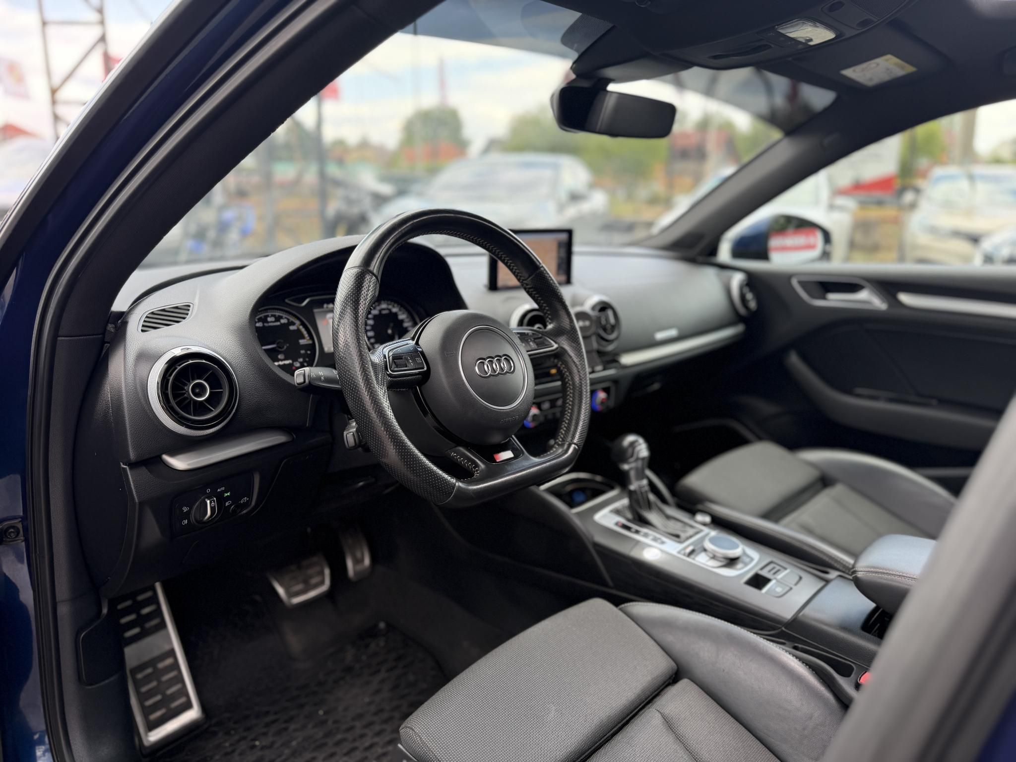 AUDI A3 Sportback 1.4 TFSI Ambiente S-tronic e-tron bang and olufsen. panoráma tető. 30km elektromos hatótáv. vezérlés cserélve!
