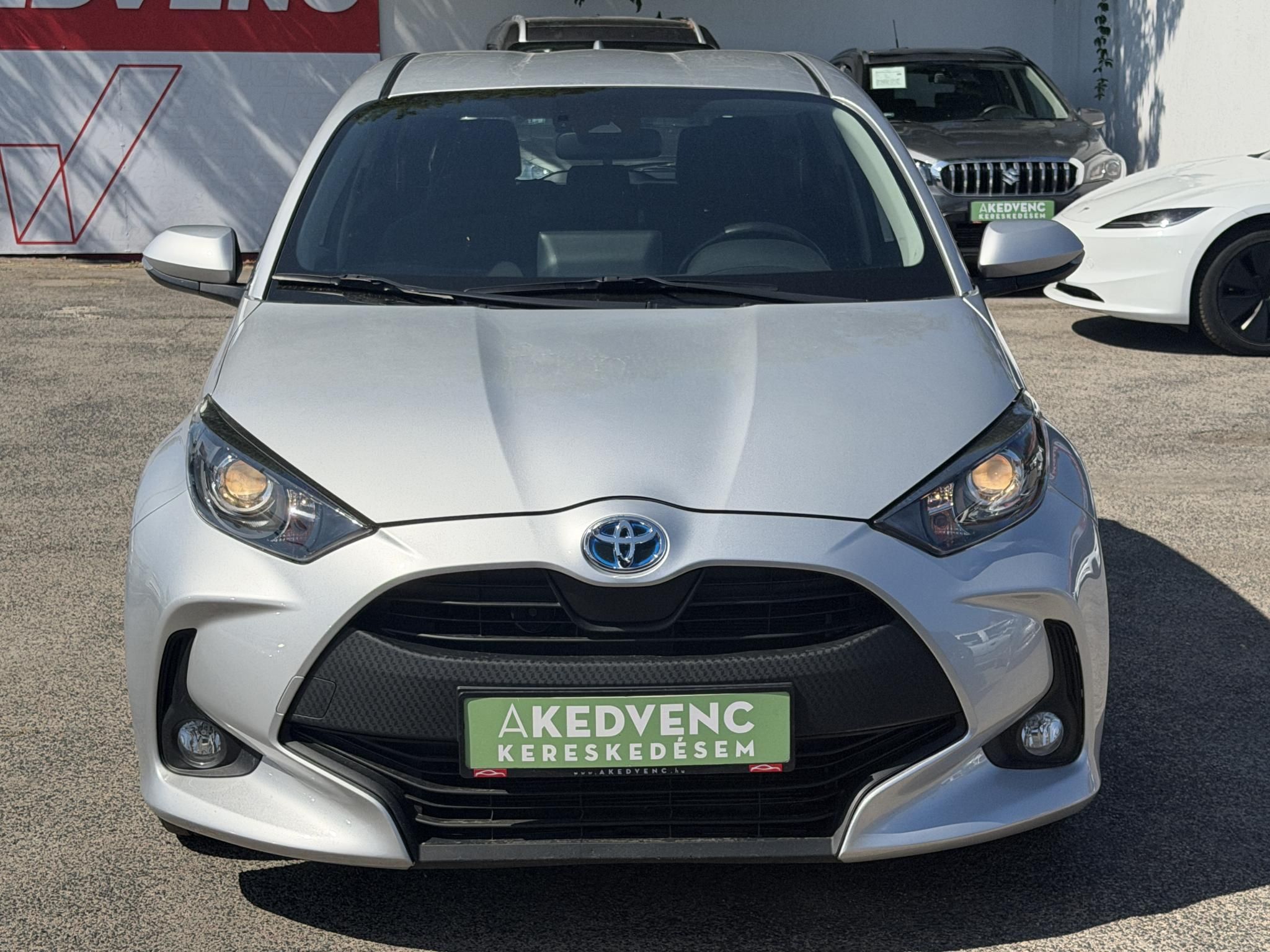 TOYOTA YARIS 1.5 Hybrid Comfort Tech e-CVT 103e km. ülésfűtés. kormányfűtés. kamera. sávtartó. digitklíma