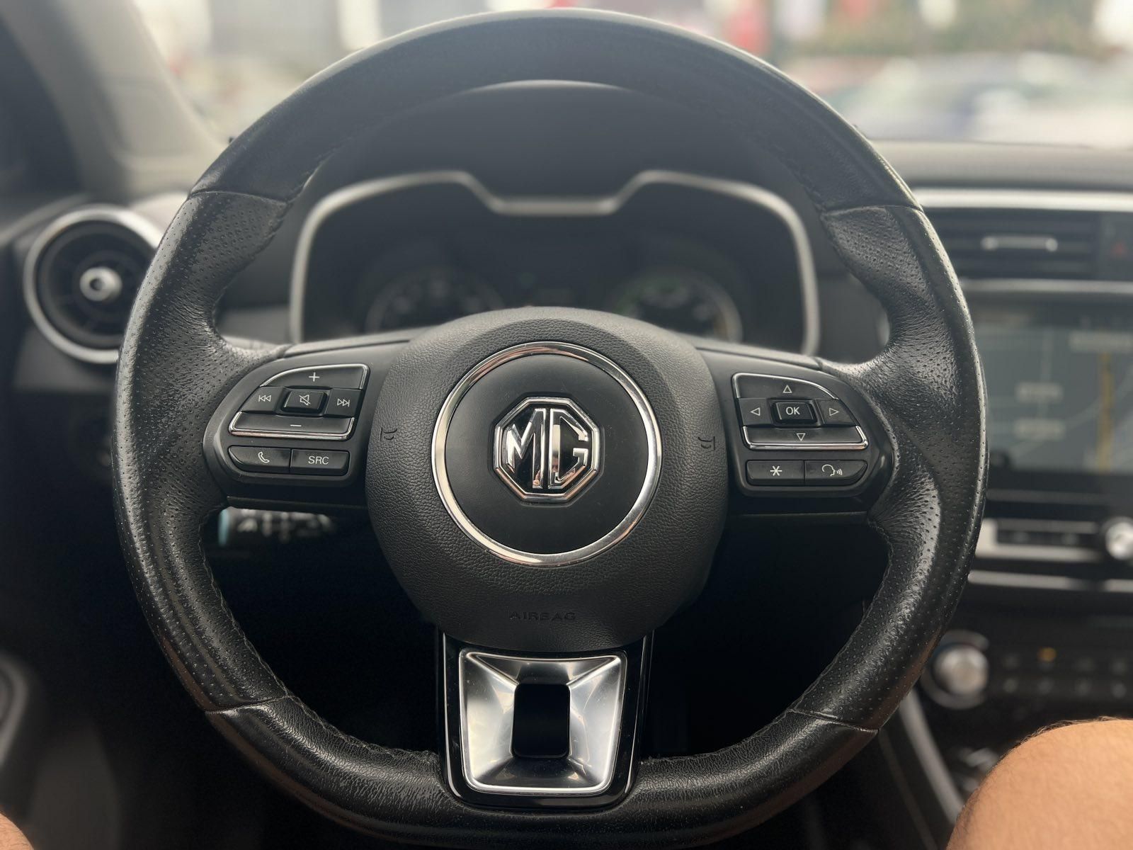 MG ZS EV Luxury. 68e km. végig vezetett márkaszerviz. Carplay. panorámatető
