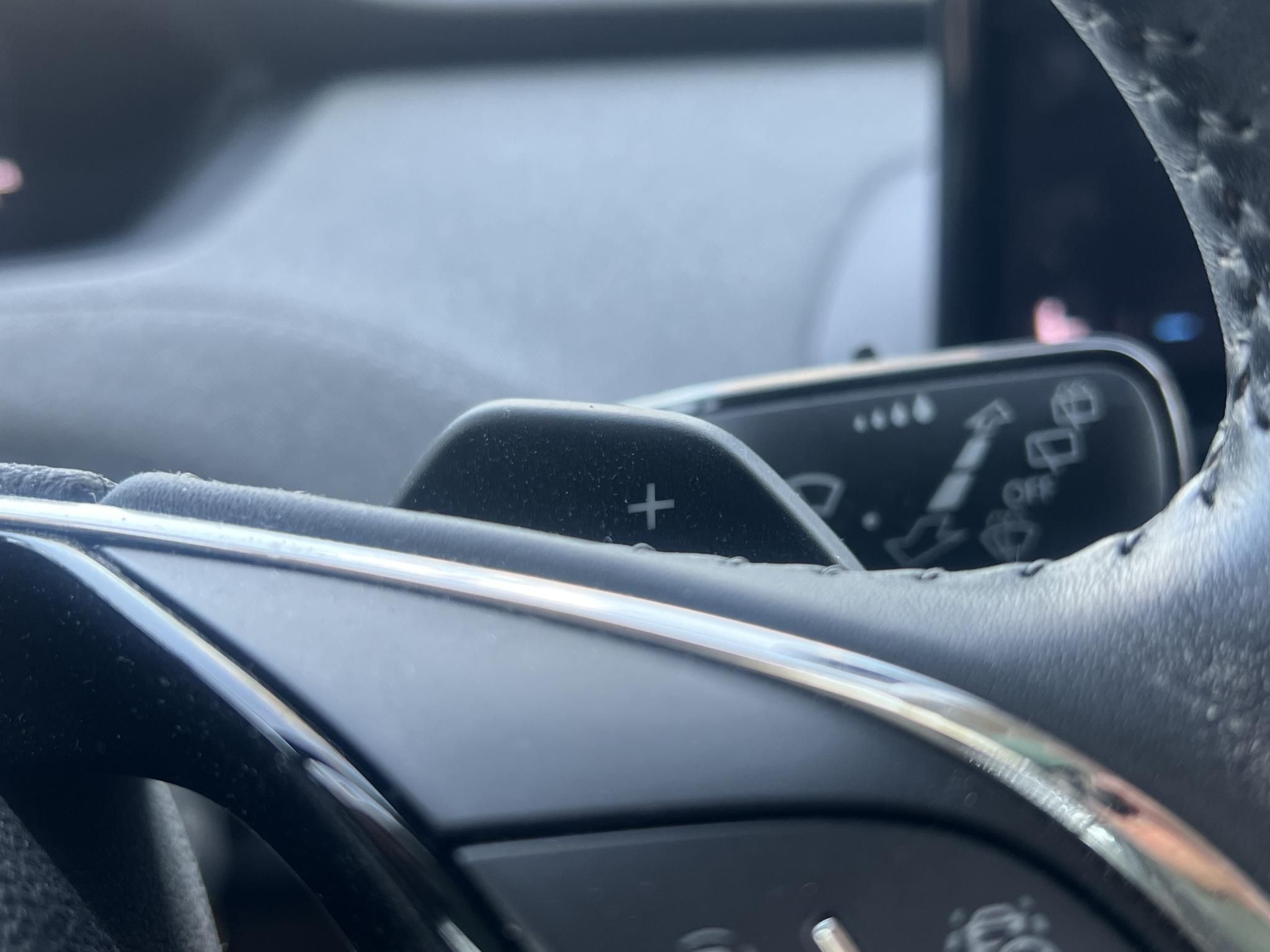 SKODA ENYAQ iV 60 Perfect Led fényszóró Navigáció Carplay Keyless Tolatókamera!