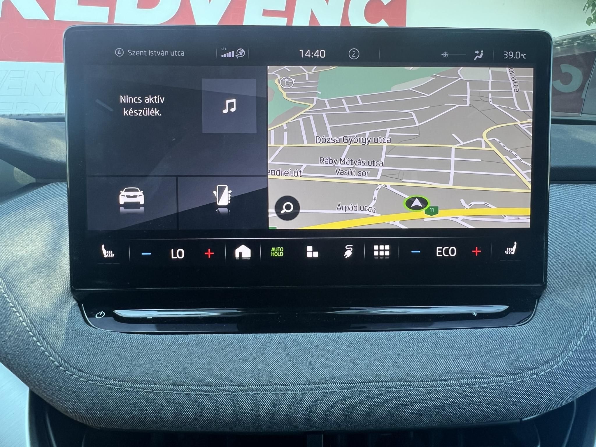 SKODA ENYAQ iV 60 Perfect Led fényszóró Navigáció Carplay Keyless Tolatókamera!