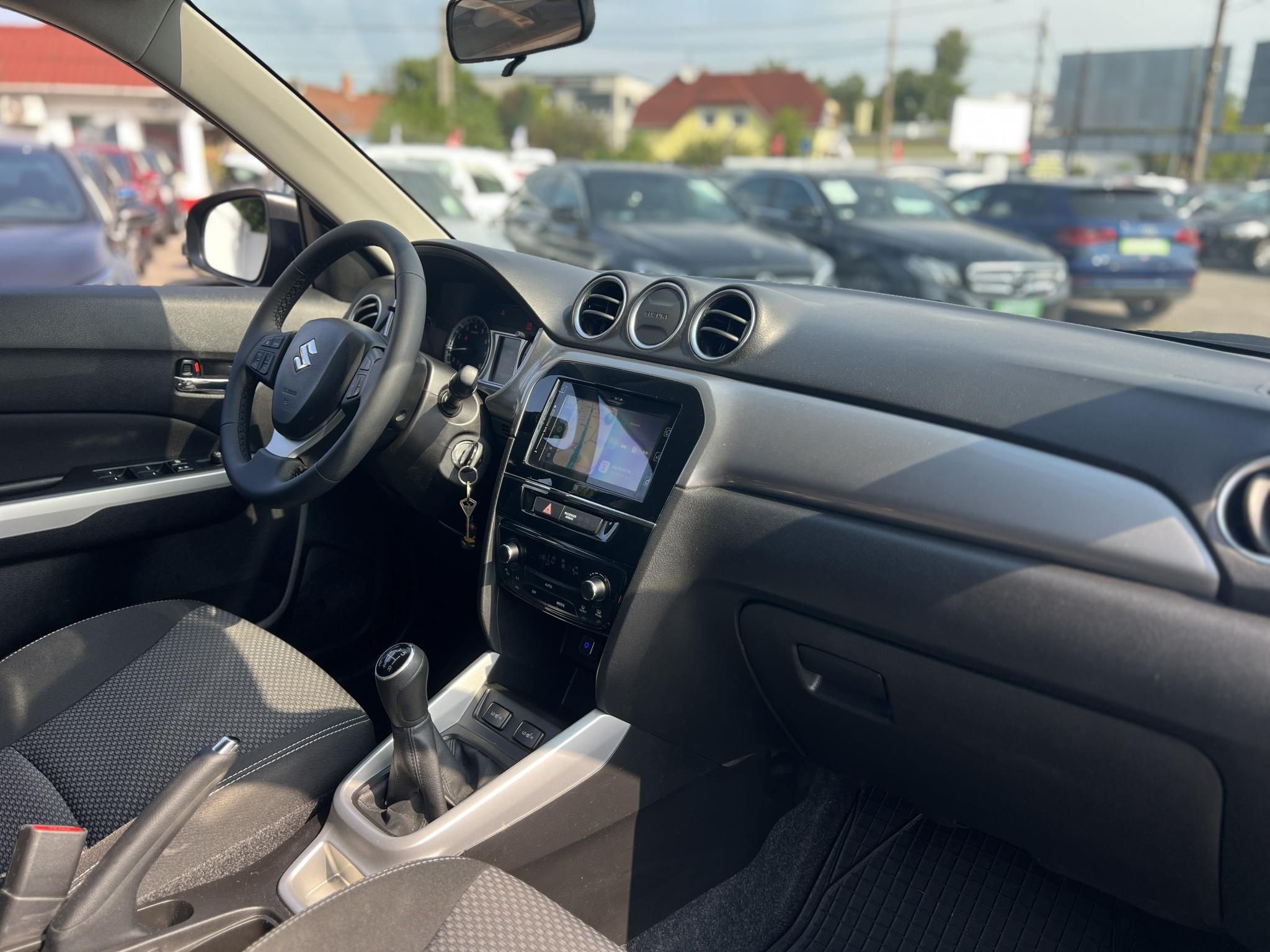 SUZUKI VITARA 1.6 GL+ 75e km. Magyarországi. Gyári fényezés. Végig márkaszervizelt!