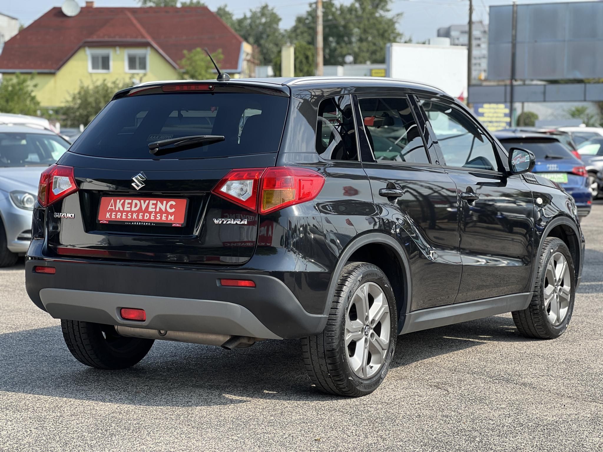 SUZUKI VITARA 1.6 GL+ 75e km. Magyarországi. Gyári fényezés. Végig márkaszervizelt!