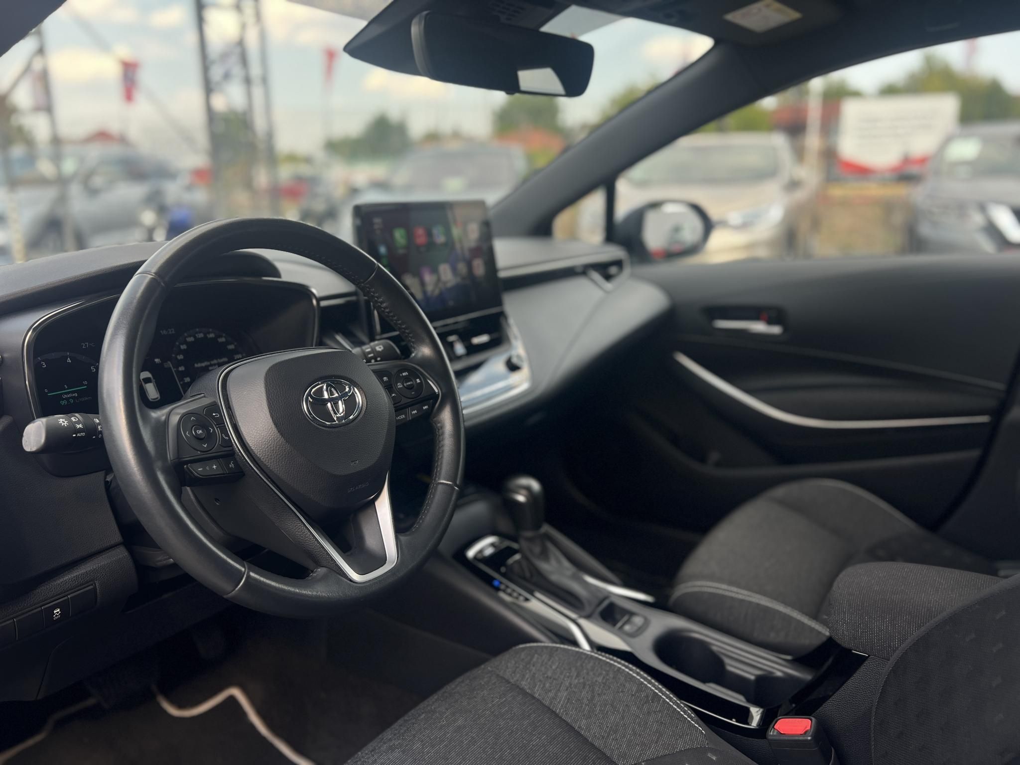 TOYOTA COROLLA Touring Sports 1.8 Hybrid Comfort Style Tech e-CVT