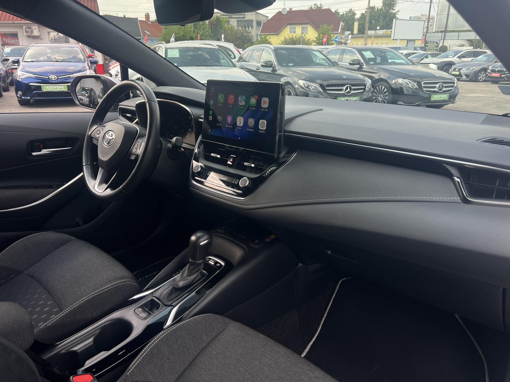 TOYOTA COROLLA Touring Sports 1.8 Hybrid Comfort Style Tech e-CVT