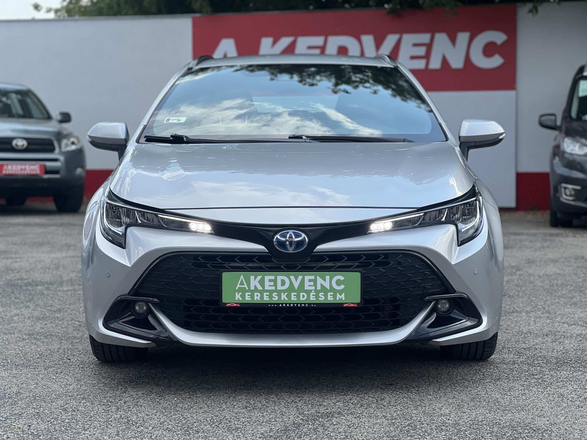 TOYOTA COROLLA Touring Sports 1.8 Hybrid Comfort Style Tech e-CVT