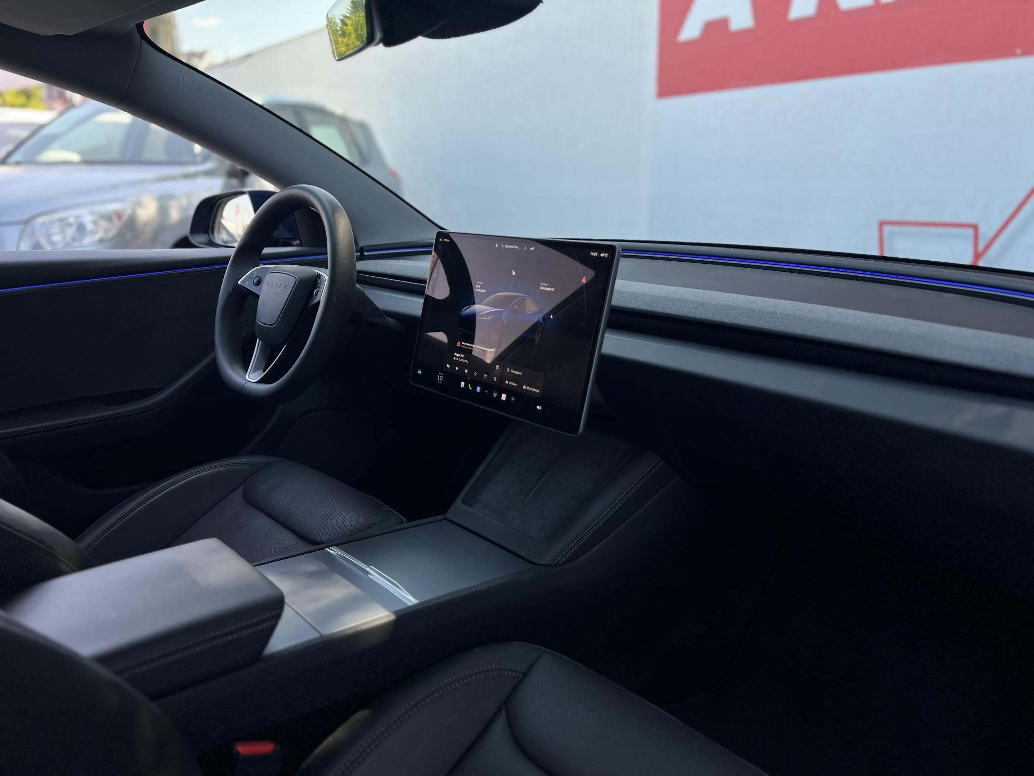 TESLA MODEL 3 RWD Premium (Automata) 27e km Ryzen mátrix LED Garanciális!