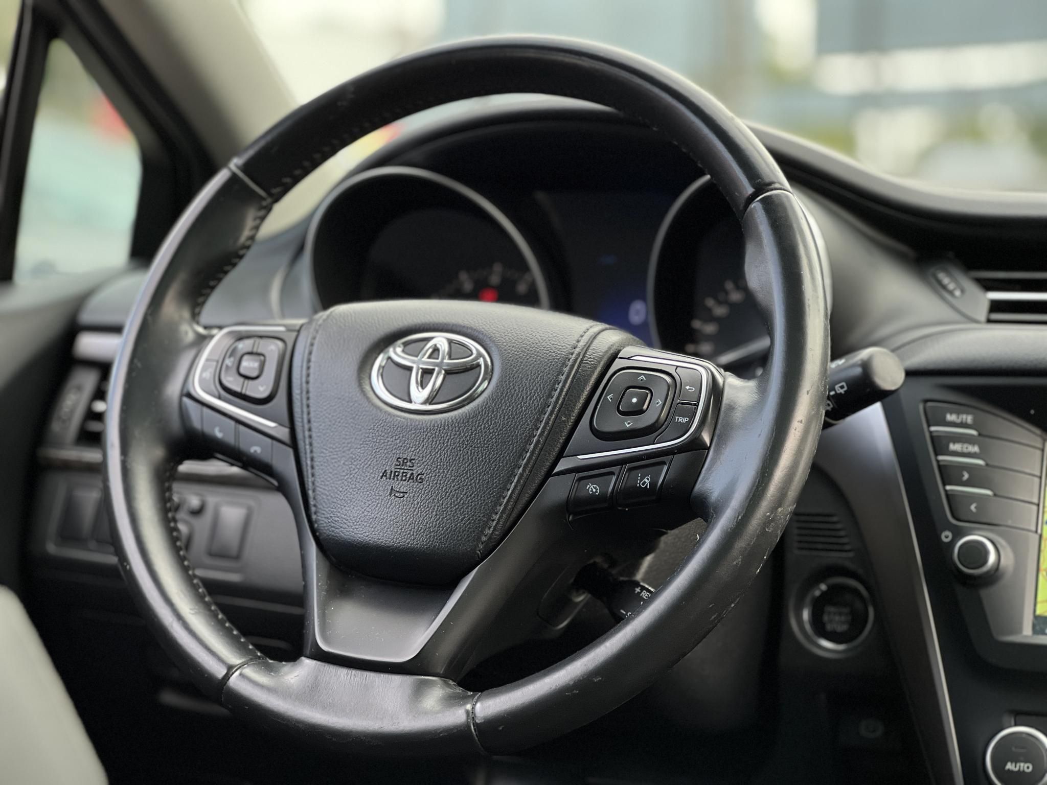 TOYOTA AVENSIS Touring Sports 2.0 Executive CVT Magyarországi. Gyári fényezés. Végig vezetett szervizkönyv!