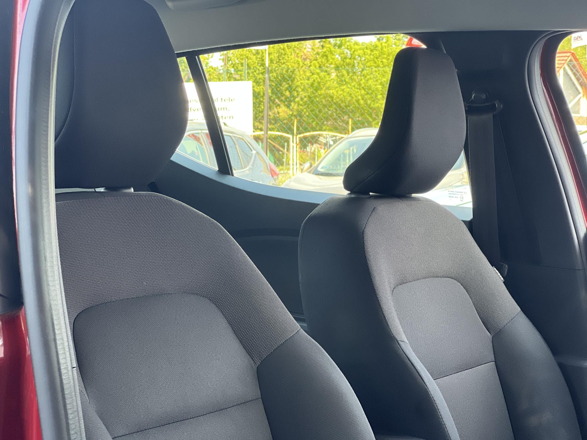 DACIA SANDERO 1.0 TCe Essential Magyarországi. Gyári fényezés. Végig vezetett szervizkönyv!