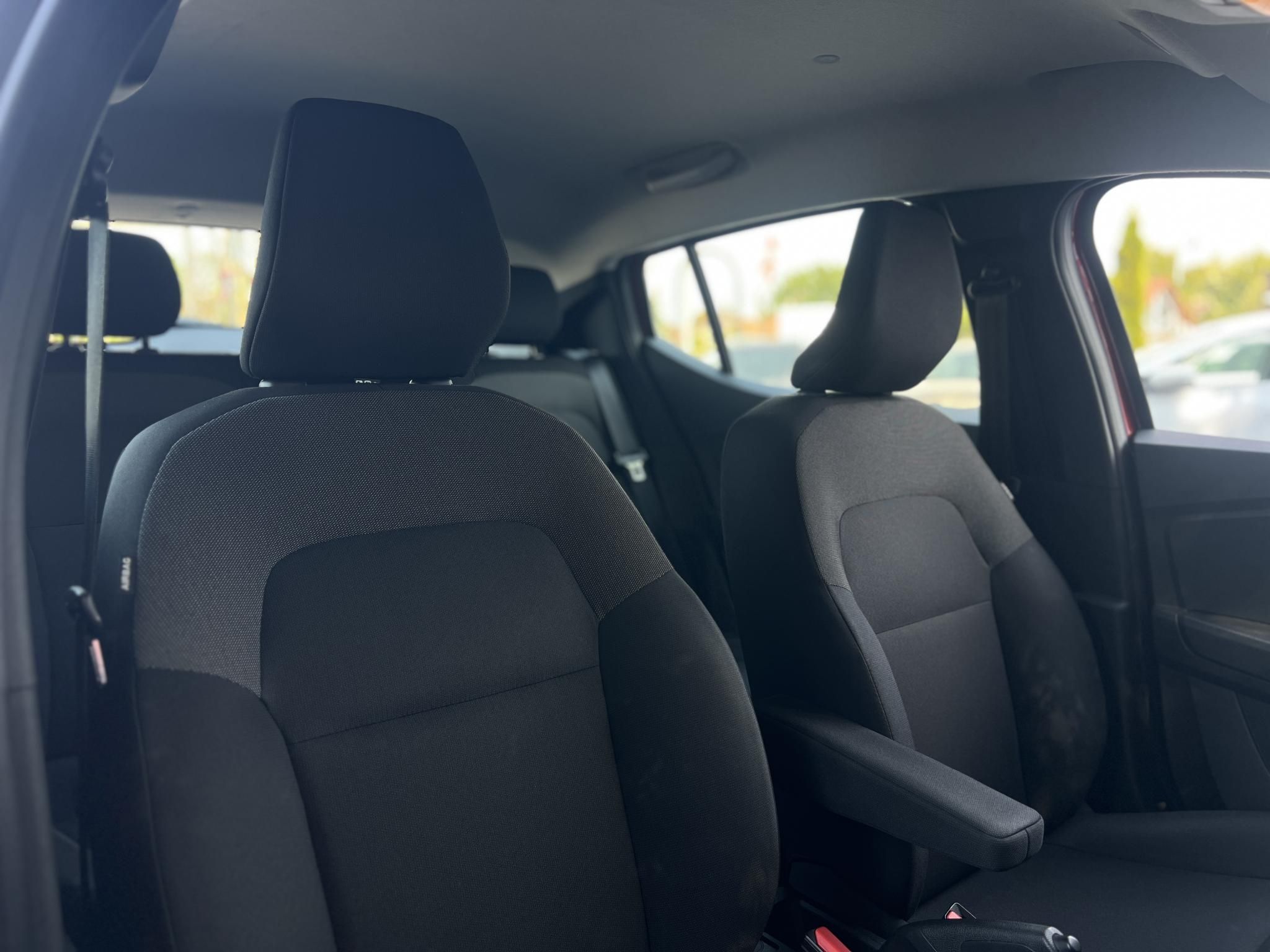 DACIA SANDERO 1.0 TCe Essential Magyarországi. Gyári fényezés. Végig vezetett szervizkönyv!