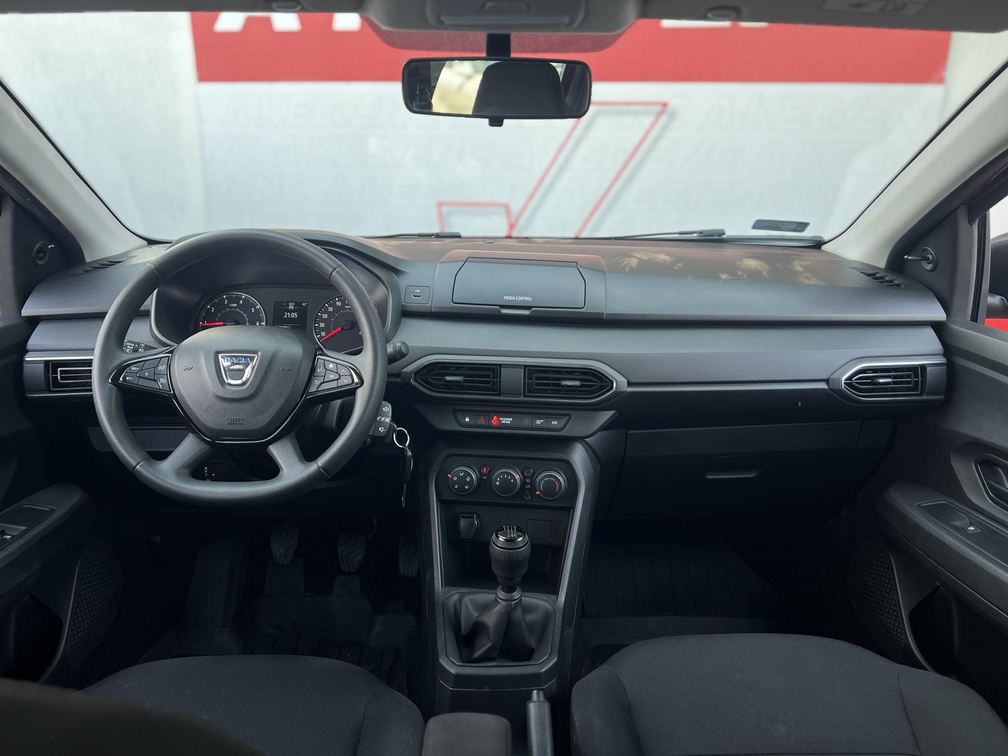 DACIA SANDERO 1.0 TCe Essential Magyarországi. Gyári fényezés. Végig vezetett szervizkönyv!