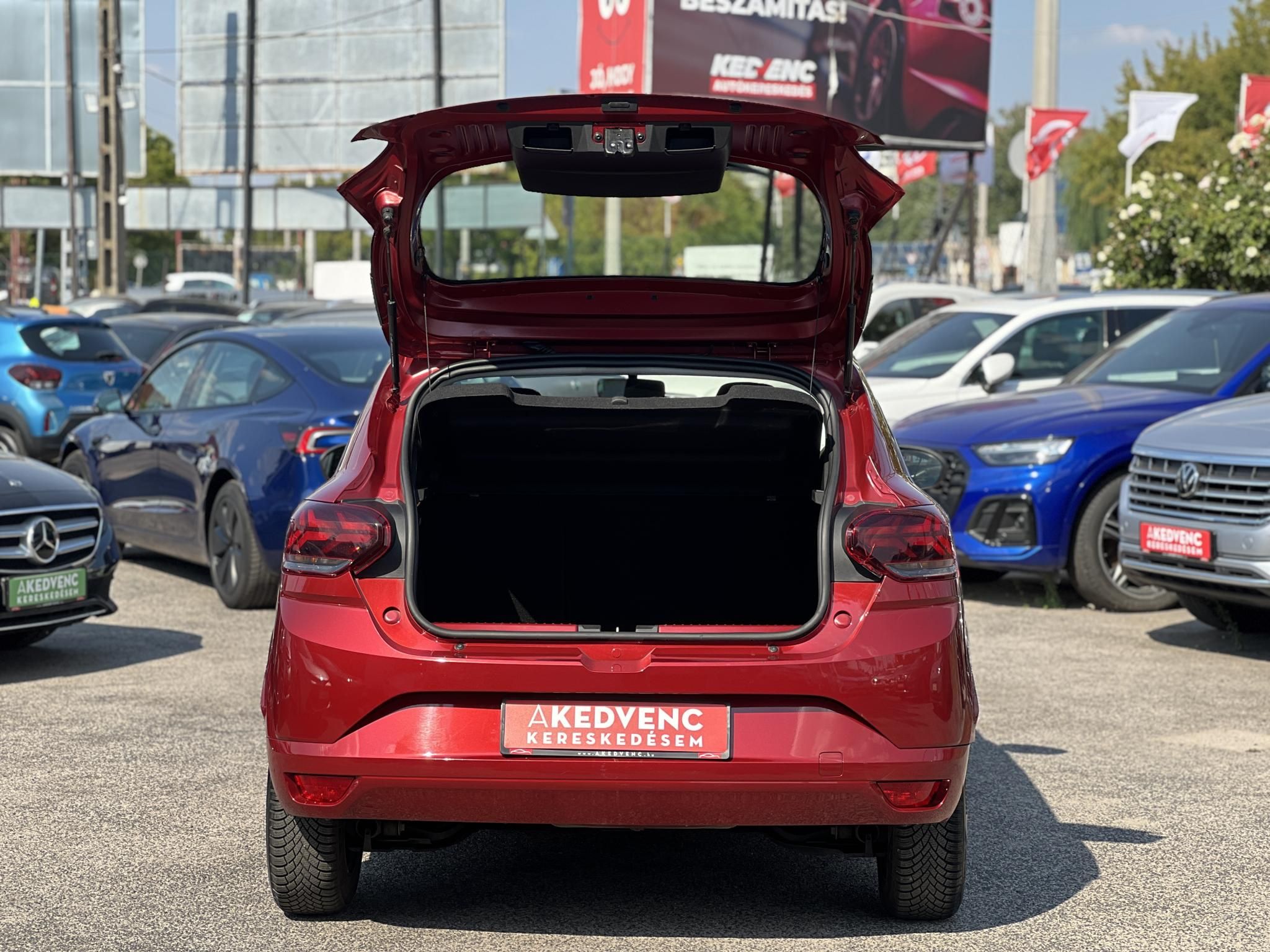 DACIA SANDERO 1.0 TCe Essential Magyarországi. Gyári fényezés. Végig vezetett szervizkönyv!