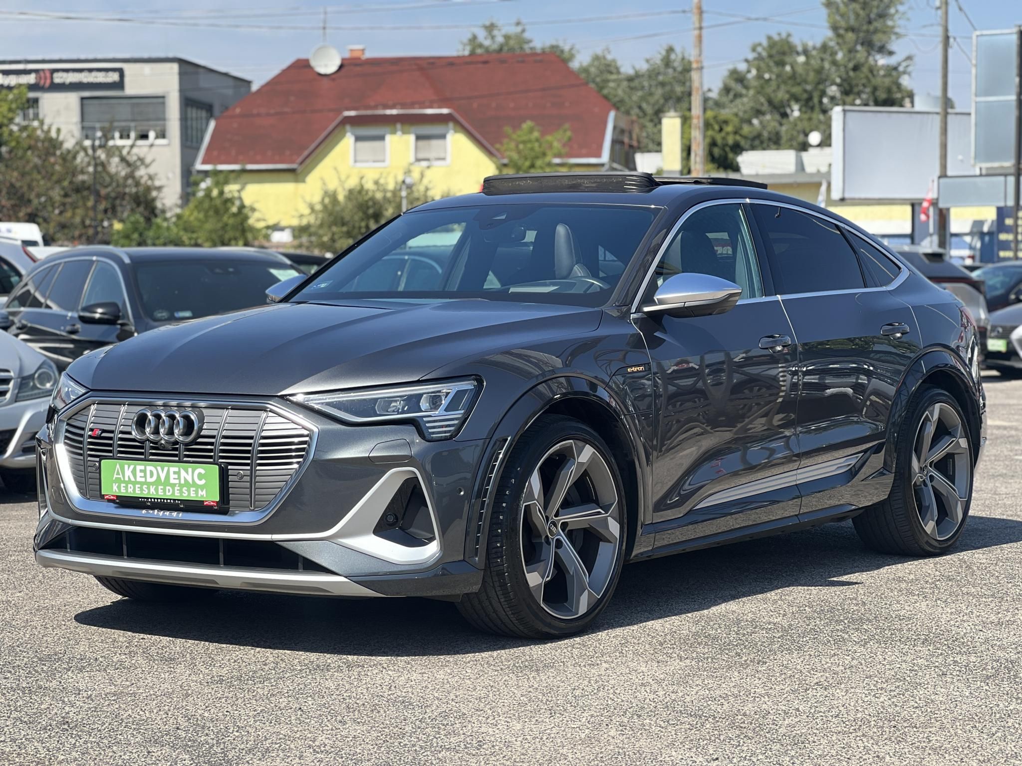 AUDI E-TRON Sportback 60 S quattro (Automata) 55e km. LED. panoráma tető. memória. CARPLAY. garanciális!