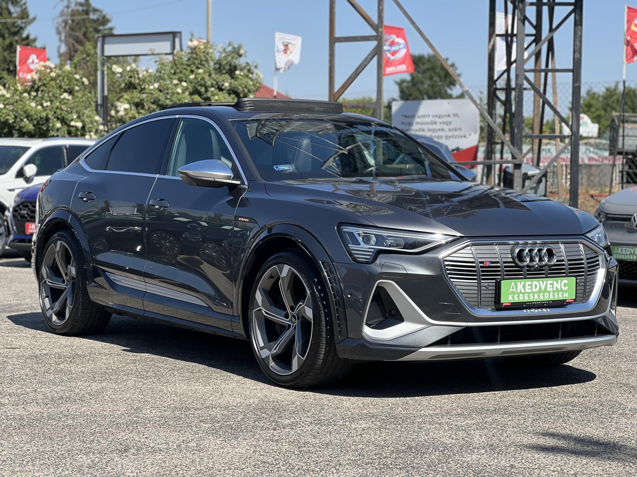 AUDI E-TRON Sportback 60 S quattro (Automata) 55e km. LED. panoráma tető. memória. CARPLAY. garanciális!