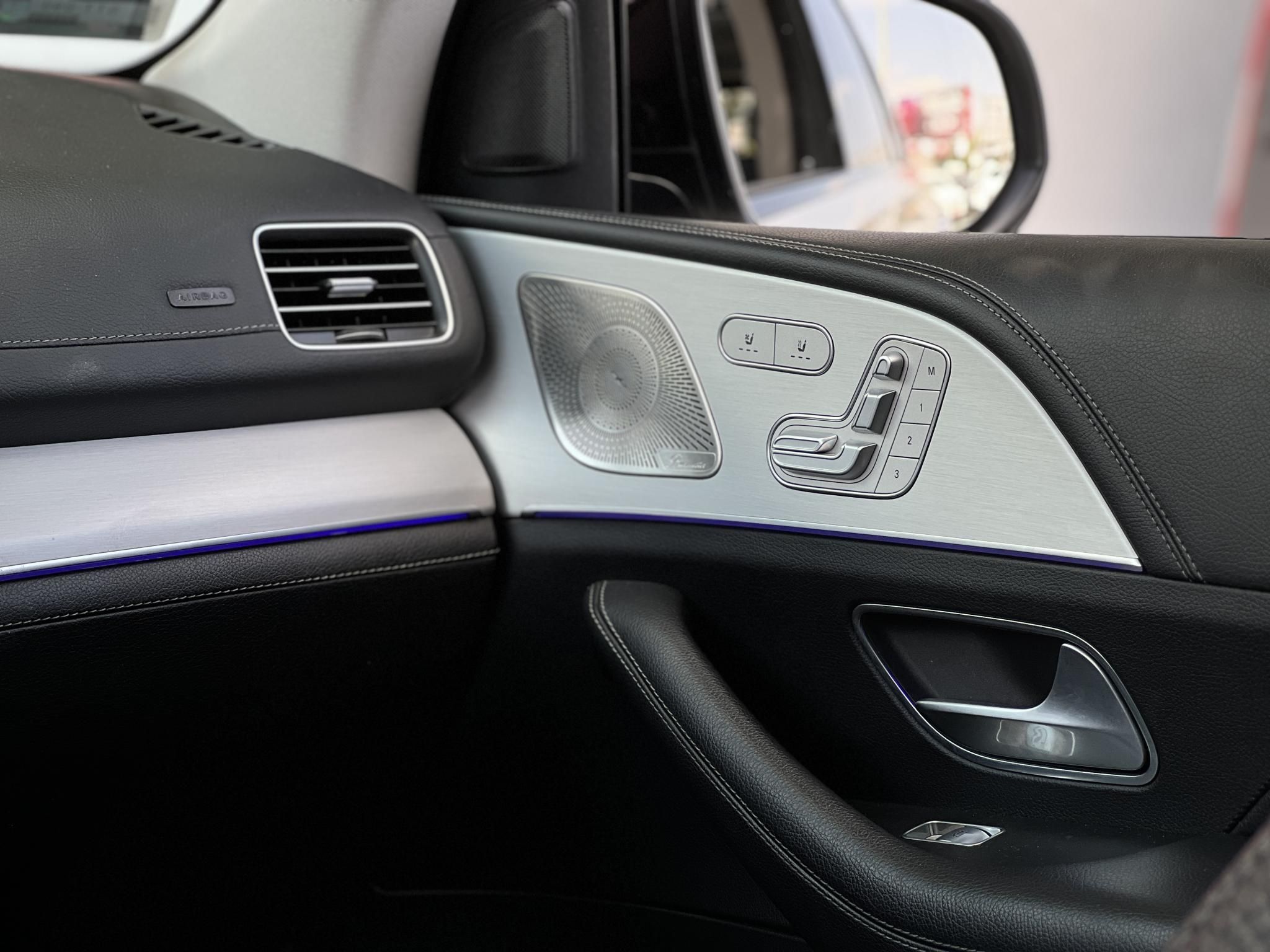 MERCEDES-BENZ GLE 400 d 4Matic 9G-TRONIC Magyarországi Végig vezetett szervizkönyv Burmester Carplay Masszázs ülés!
