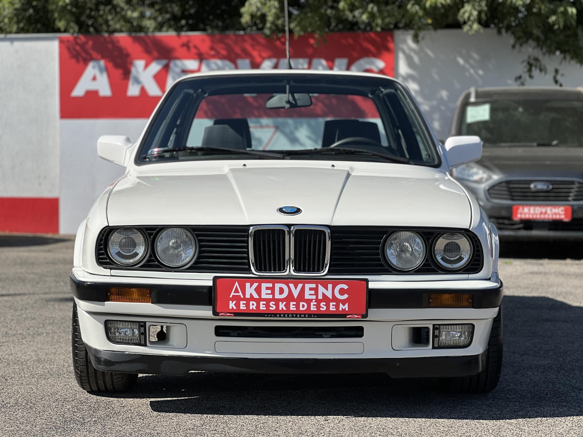 BMW 318is