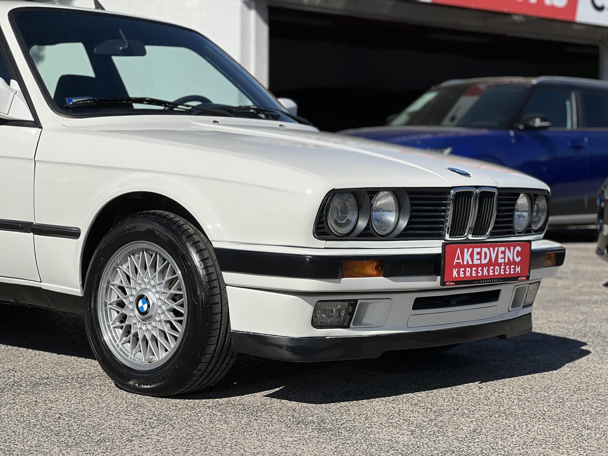 BMW 318is
