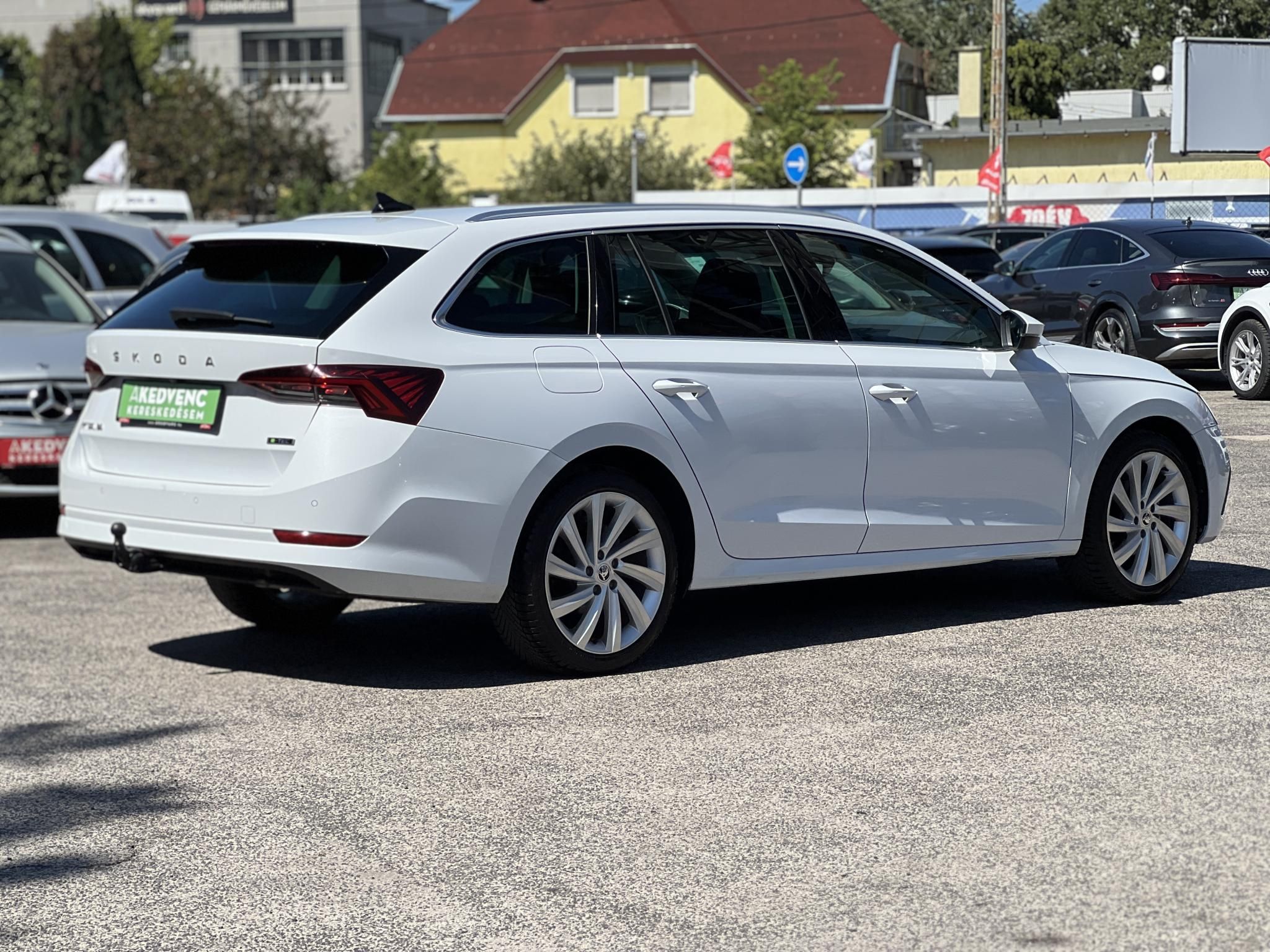 SKODA OCTAVIA Combi 1.5 TSI ACT e-TEC Ambition DSG