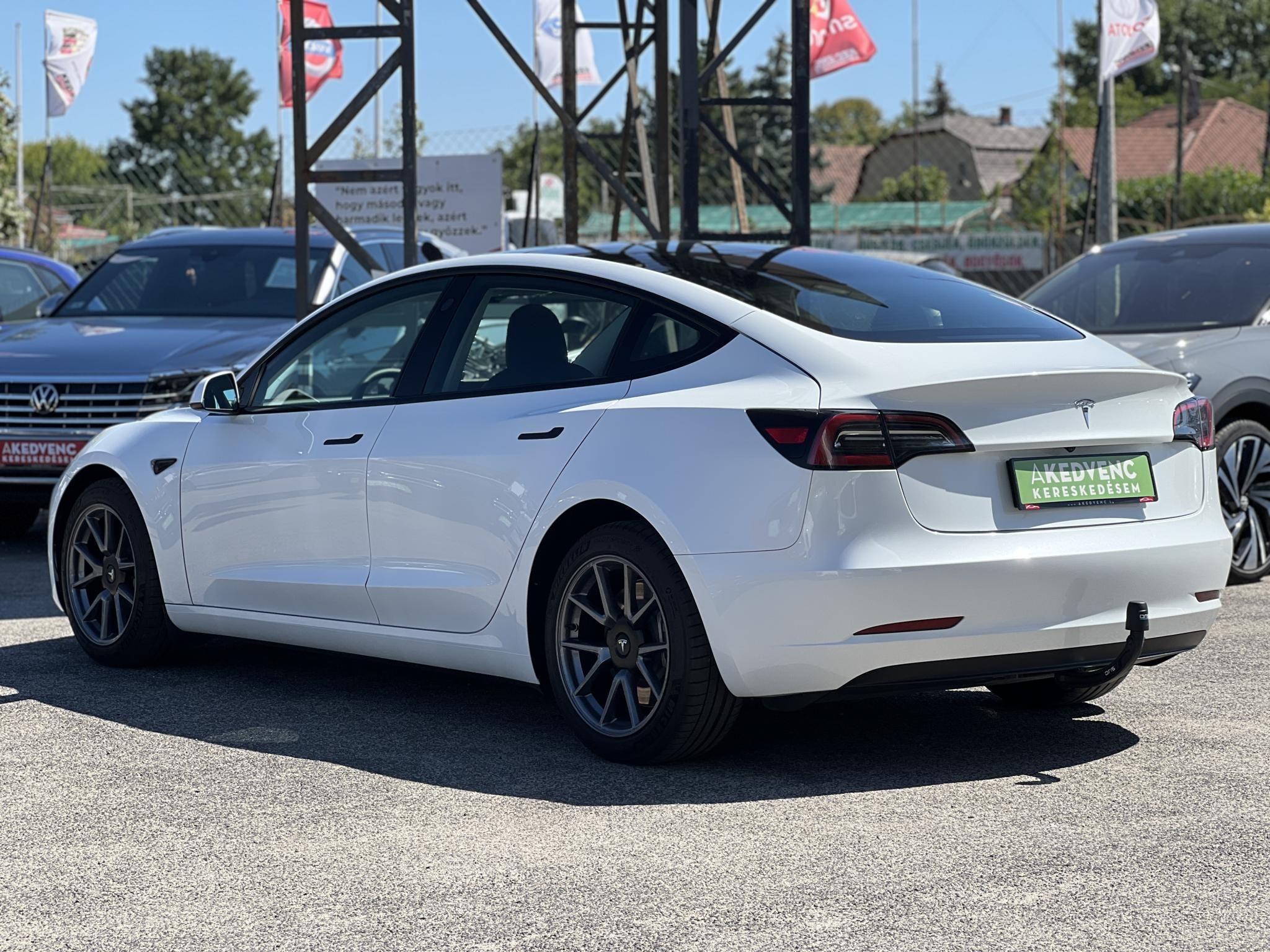 TESLA MODEL 3 RWD (Automata) Ryzen Hőszivattyú Mátrix LED. 63e km Magyar rendszámos Garanciális!