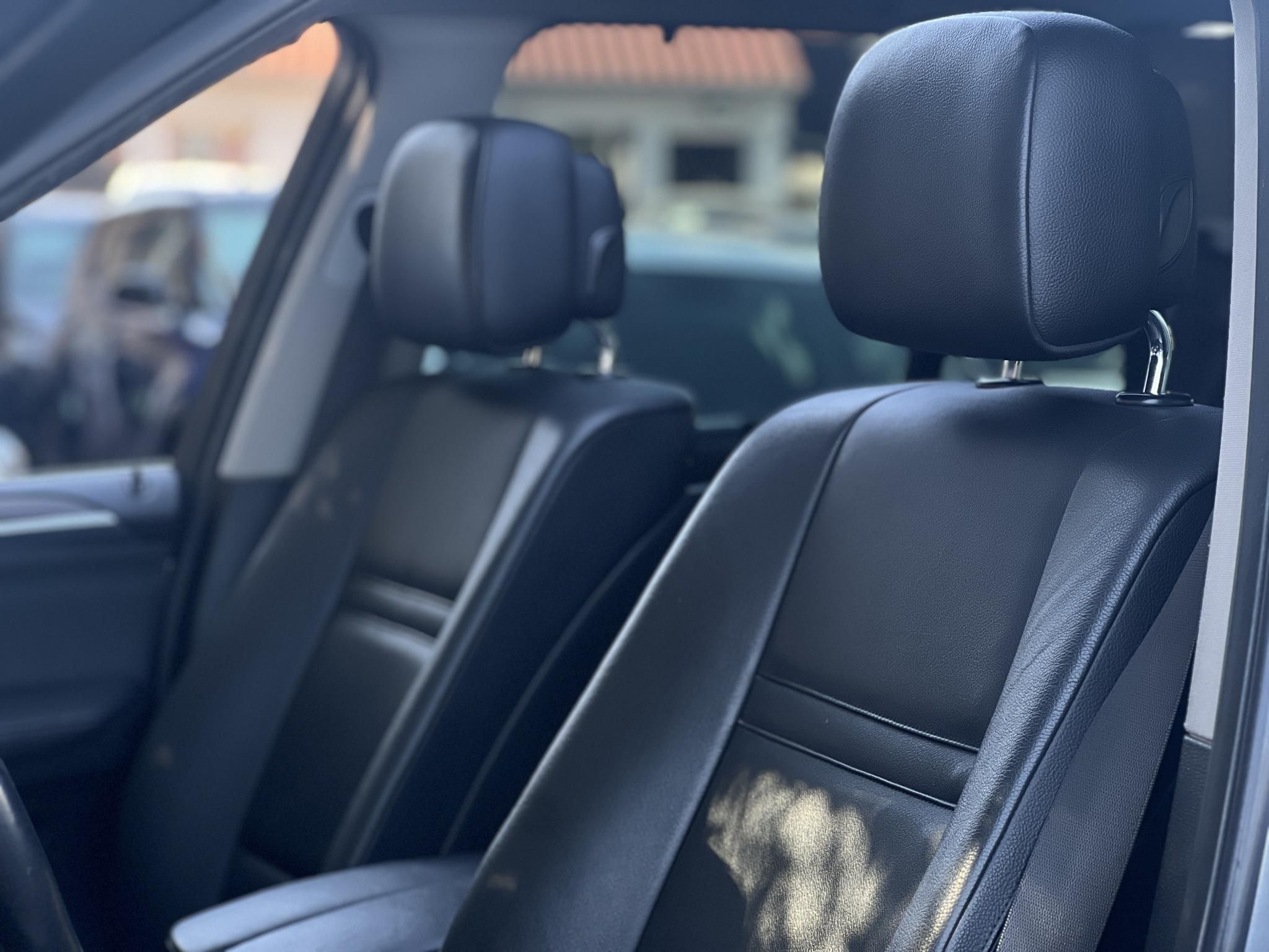 BMW X5 xDrive35i (Automata) Carplay Memóriás ülések Panoráma tető Téli-nyári felnigarnitúrával