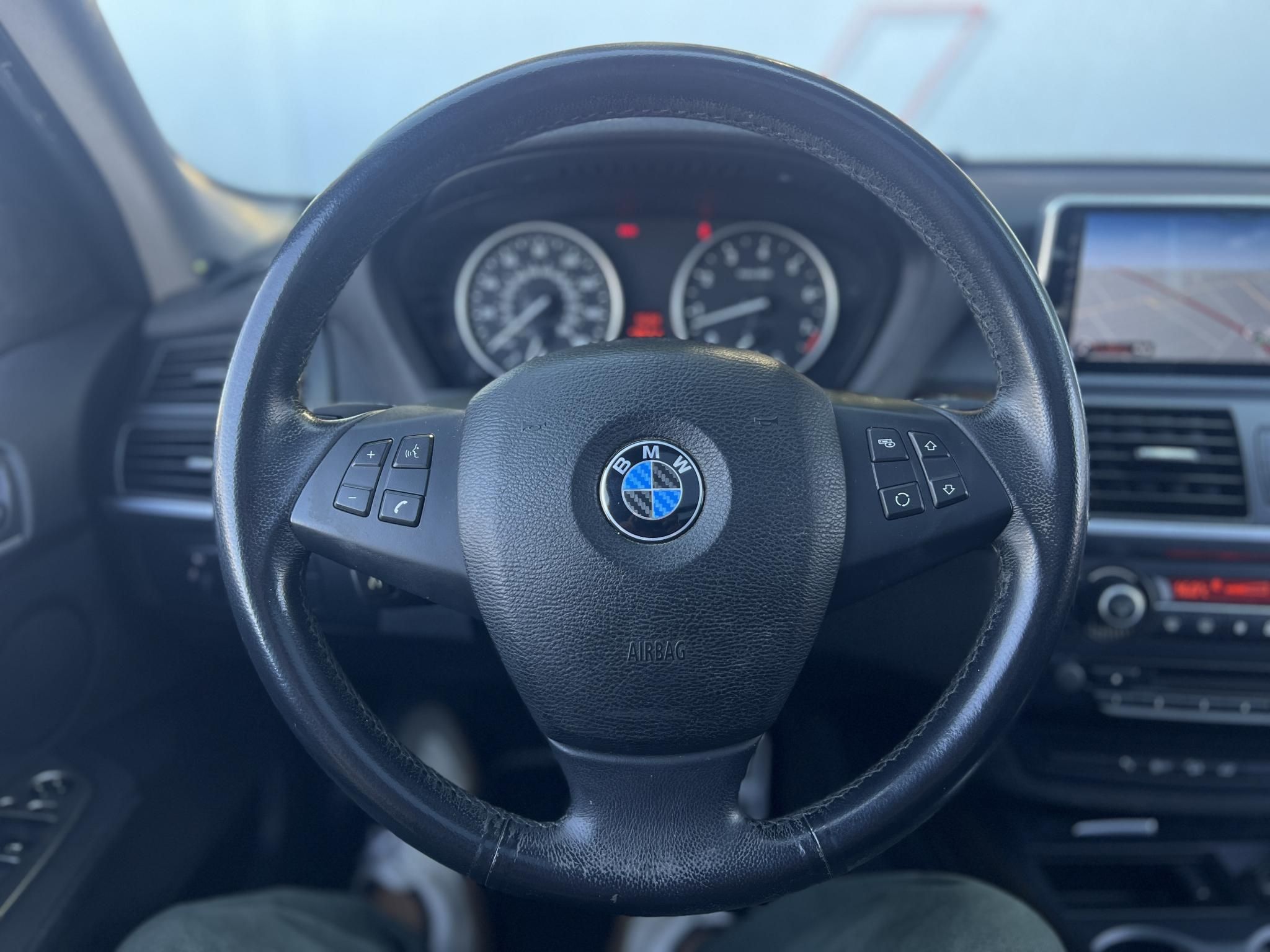 BMW X5 xDrive35i (Automata) Carplay Memóriás ülések Panoráma tető Téli-nyári felnigarnitúrával