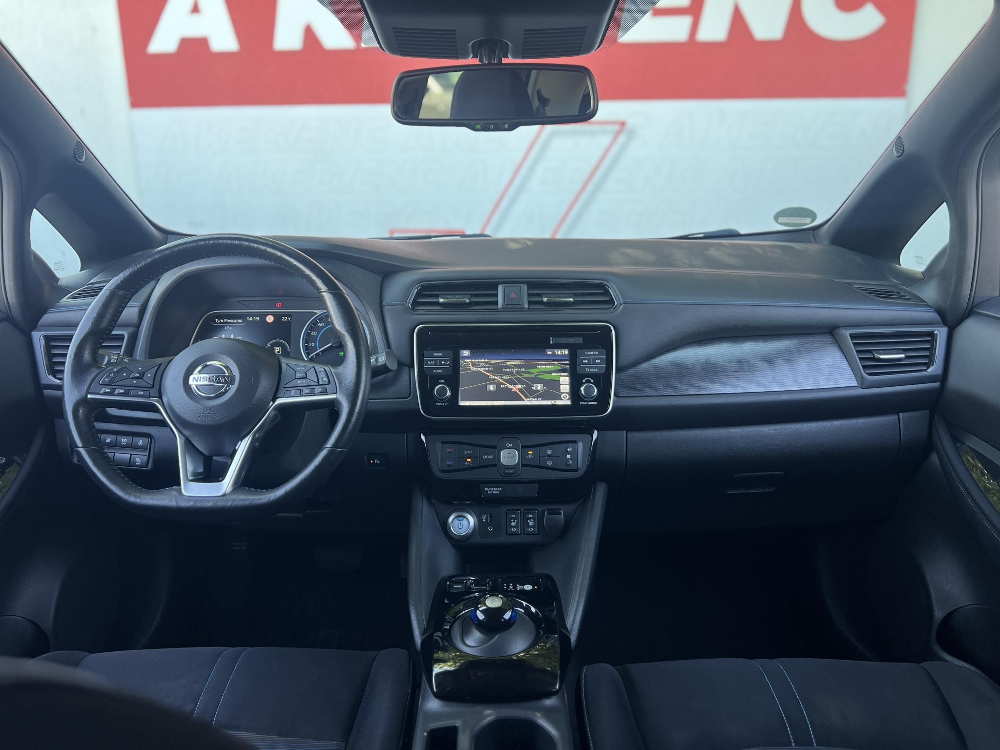 NISSAN LEAF N-Connecta 40kWh (Automata)