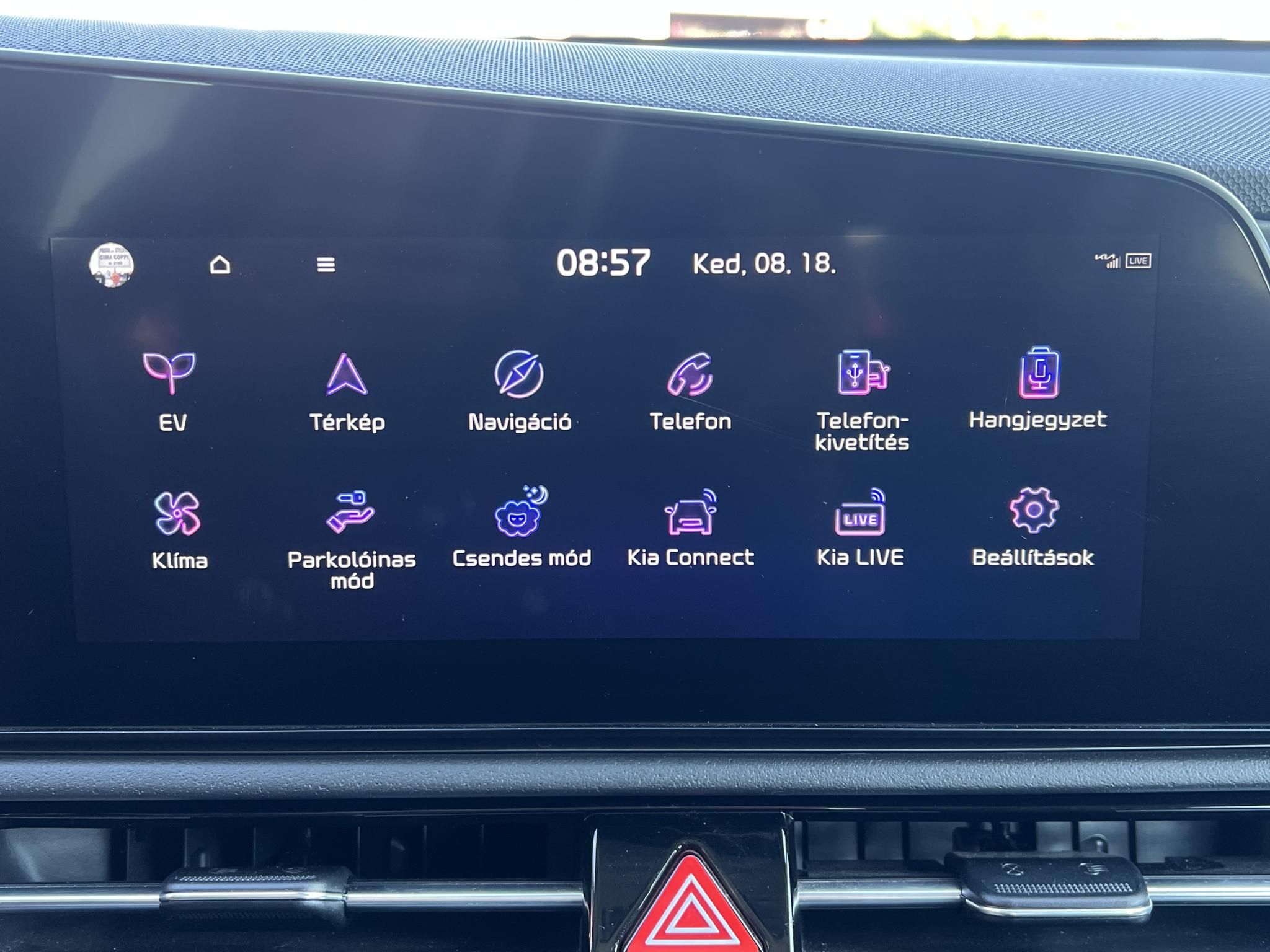 KIA NIRO e-Niro 64kWh Gold Carplay. Tolatókamera. Virtual cockpit. Végig márkaszervizelt!