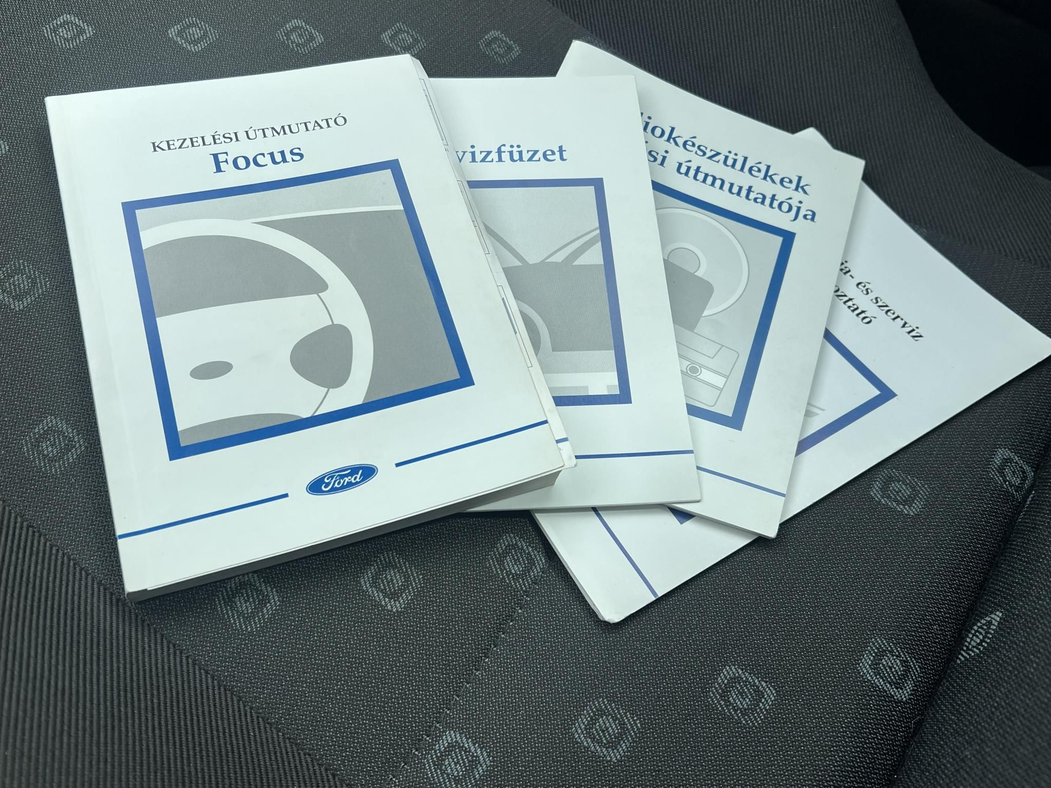 FORD FOCUS 1.4 Comfort Magyarország 116e km Friss vizsga Klíma!