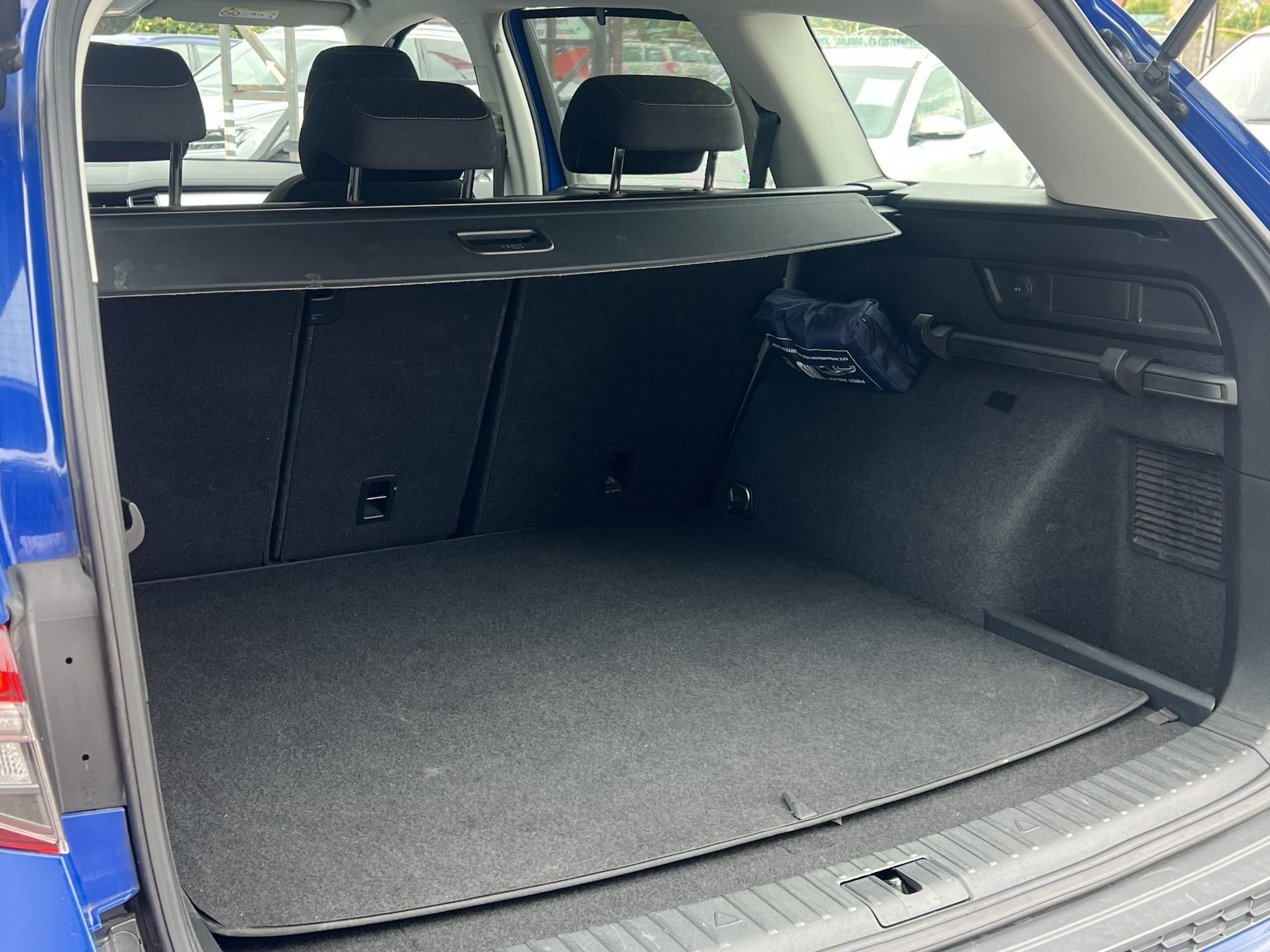 SKODA KODIAQ 1.5 TSI ACT Ambition DSG Magyarországi. Gyári fényezés. Végig vezetett szervizkönyv!