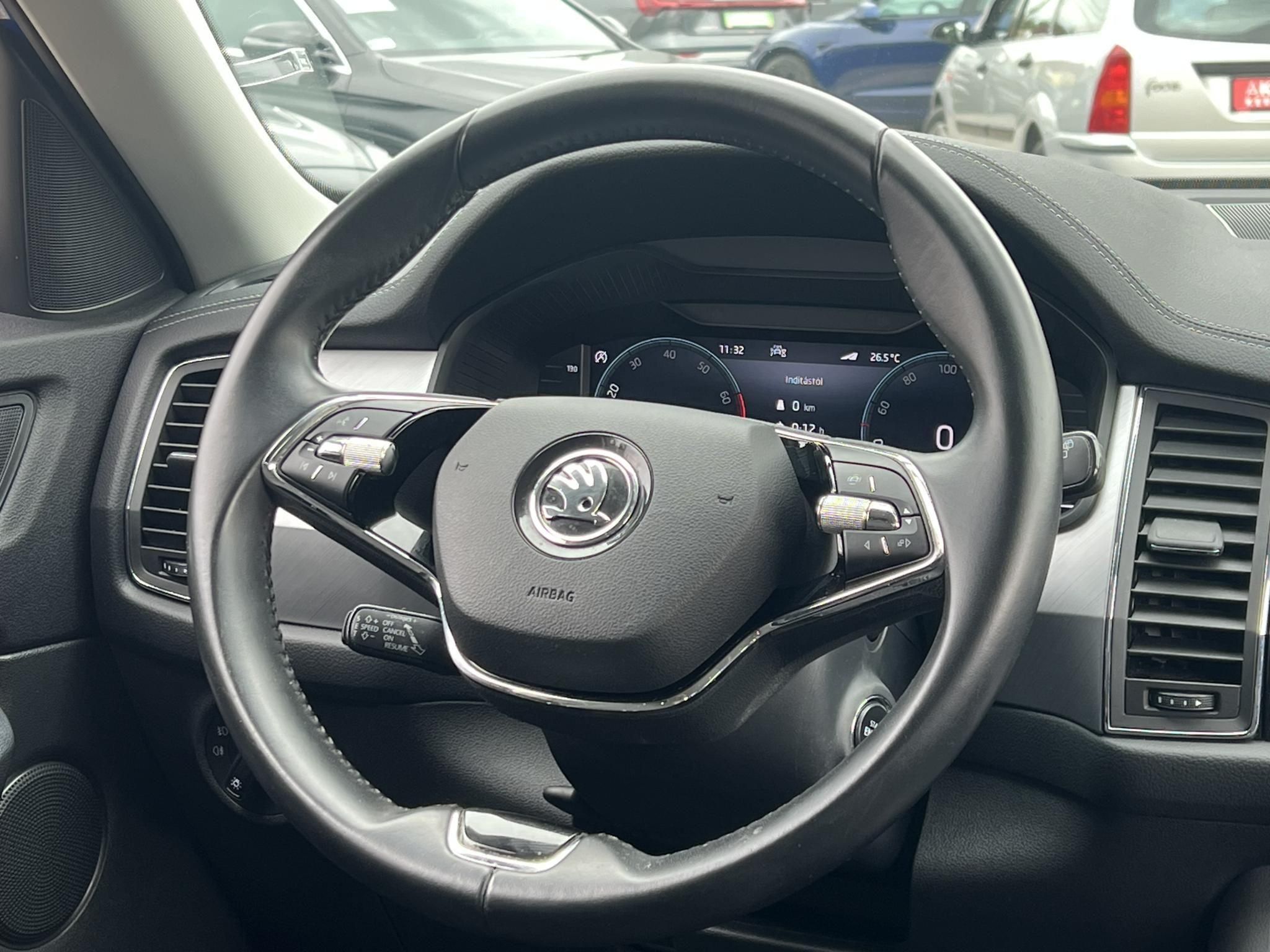 SKODA KODIAQ 1.5 TSI ACT Ambition DSG Magyarországi. Gyári fényezés. Végig vezetett szervizkönyv!