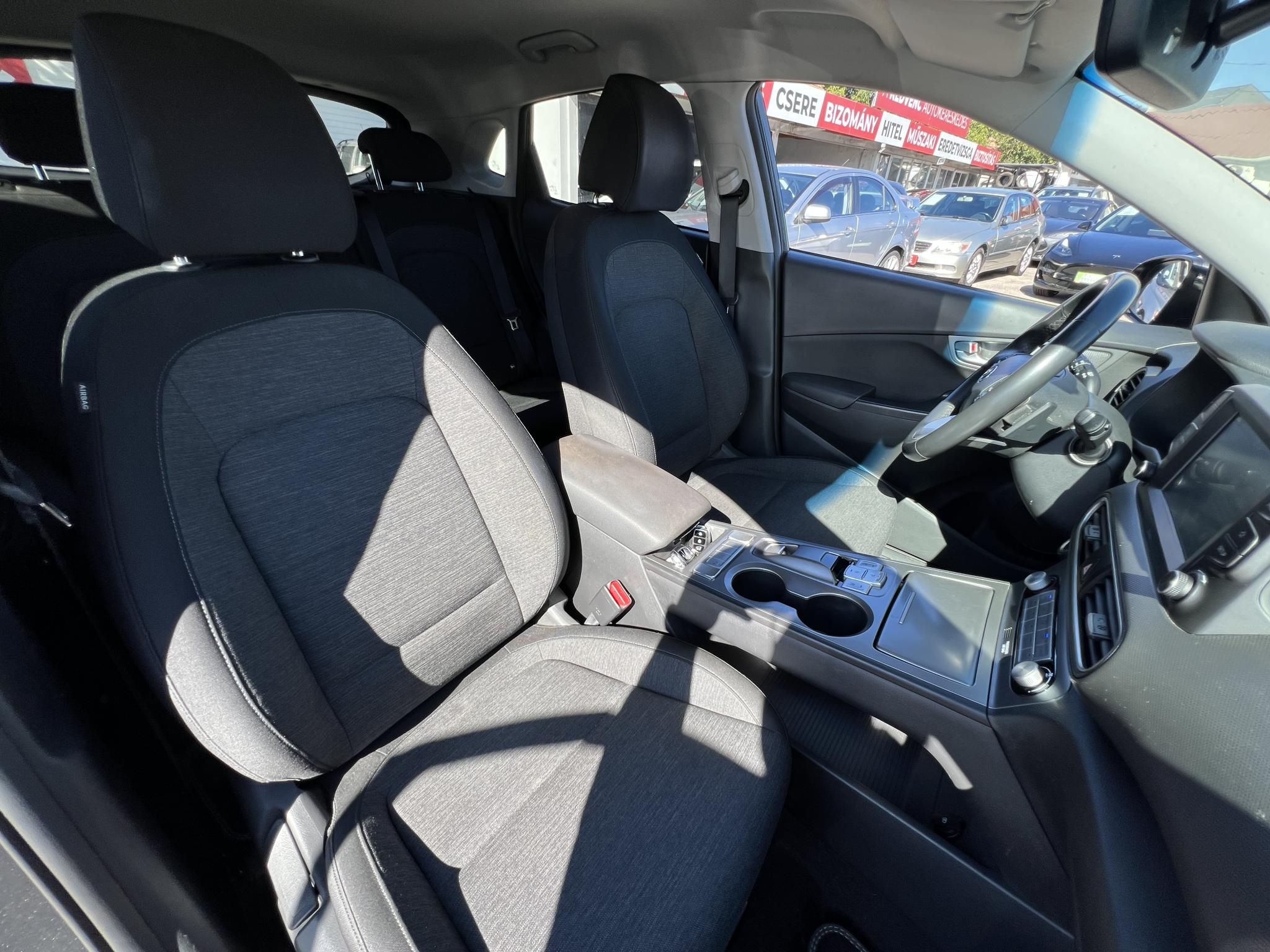 HYUNDAI KONA EV 64kWh Premium 69e km