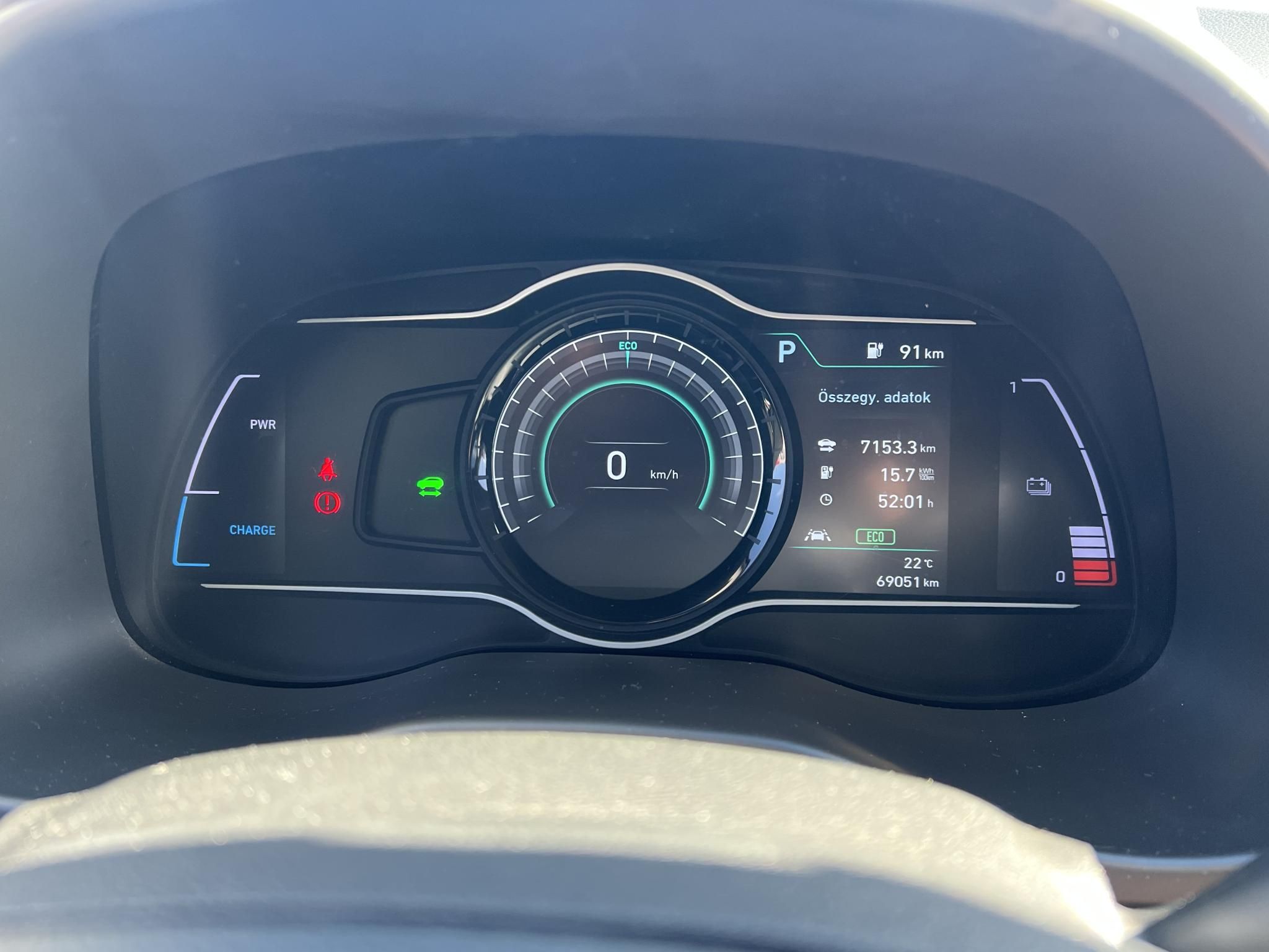 HYUNDAI KONA EV 64kWh Premium 69e km