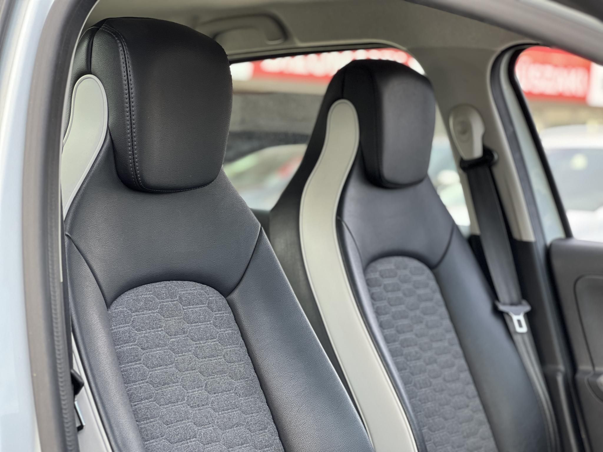 RENAULT ZOE Z.E. R110 52 kWh Life (Automata) 38e km