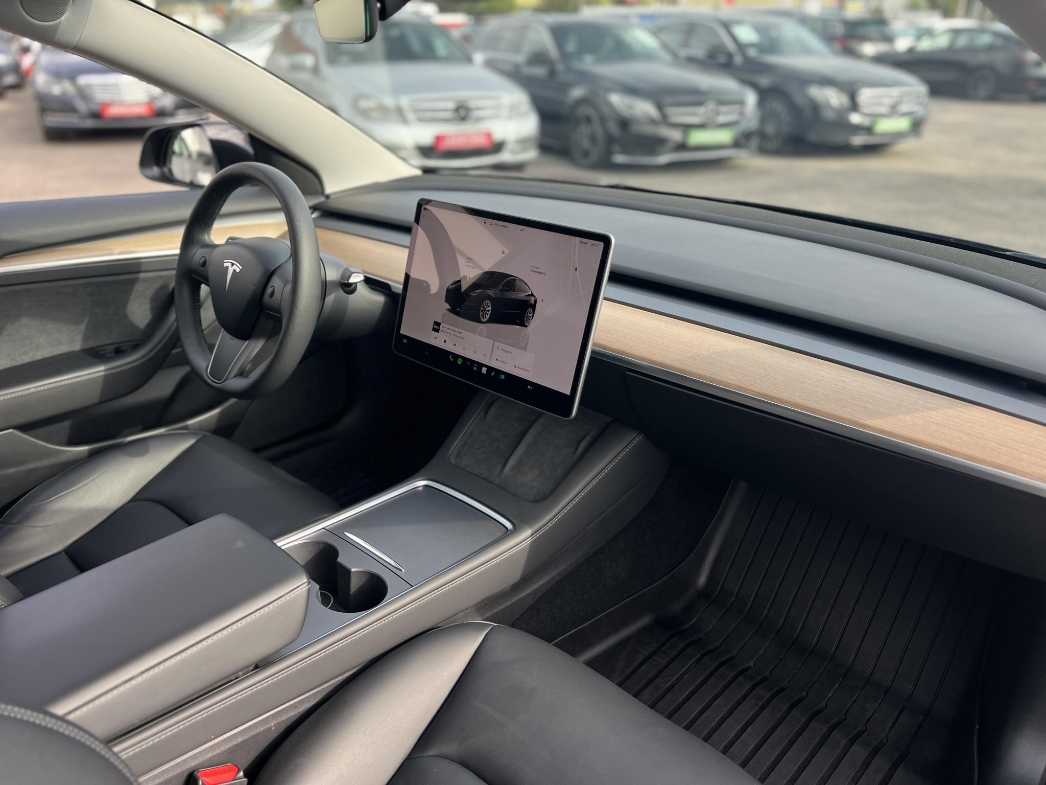 TESLA MODEL 3 Long Range AWD (Automata) V.horog. Ryzen. mátrix LED. 560km hatótáv. 2031-ig garanciális!